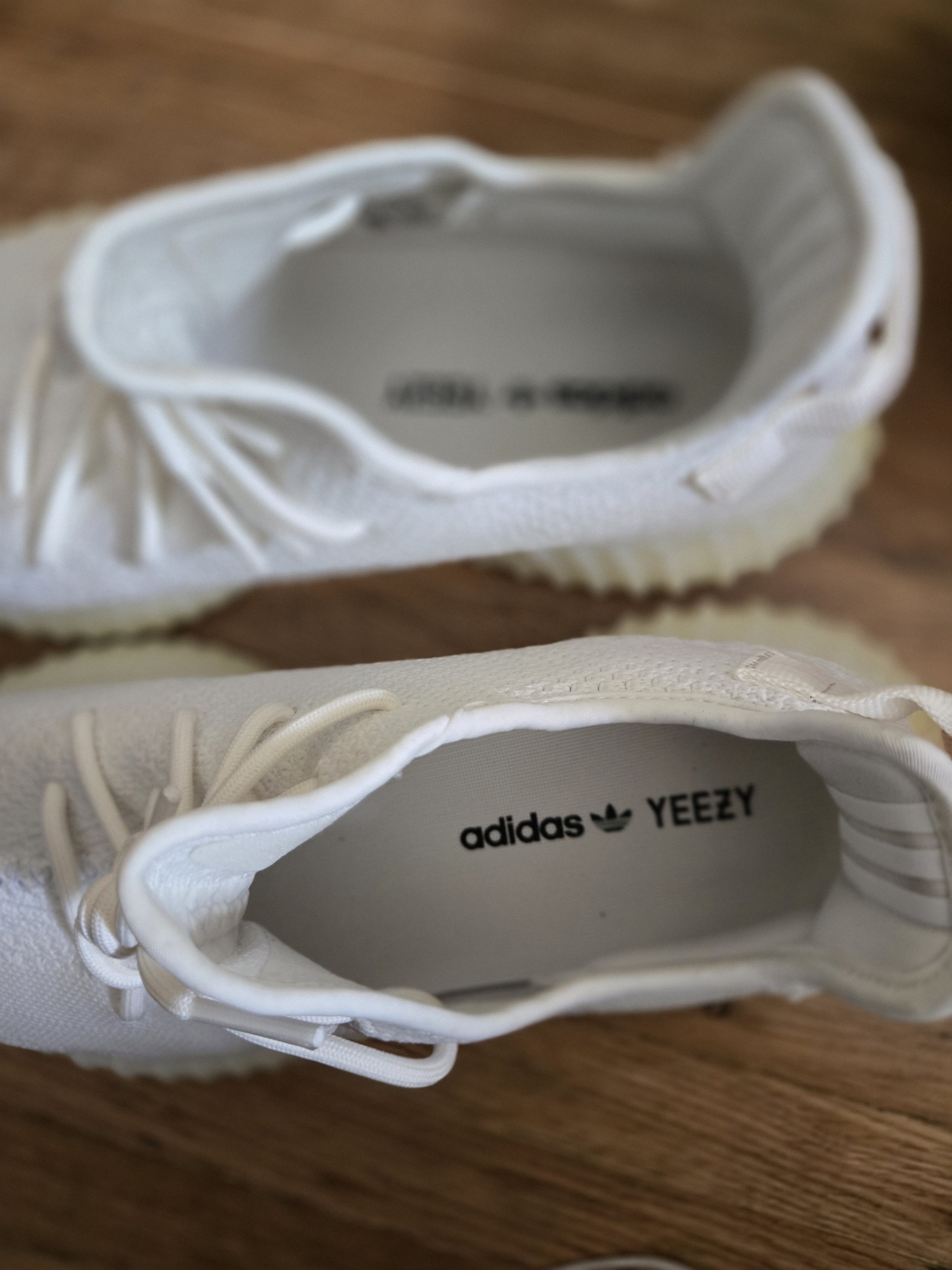 Yeezy Yeezy 350 v2 white Size US 11 / EU 44 - 6 Thumbnail