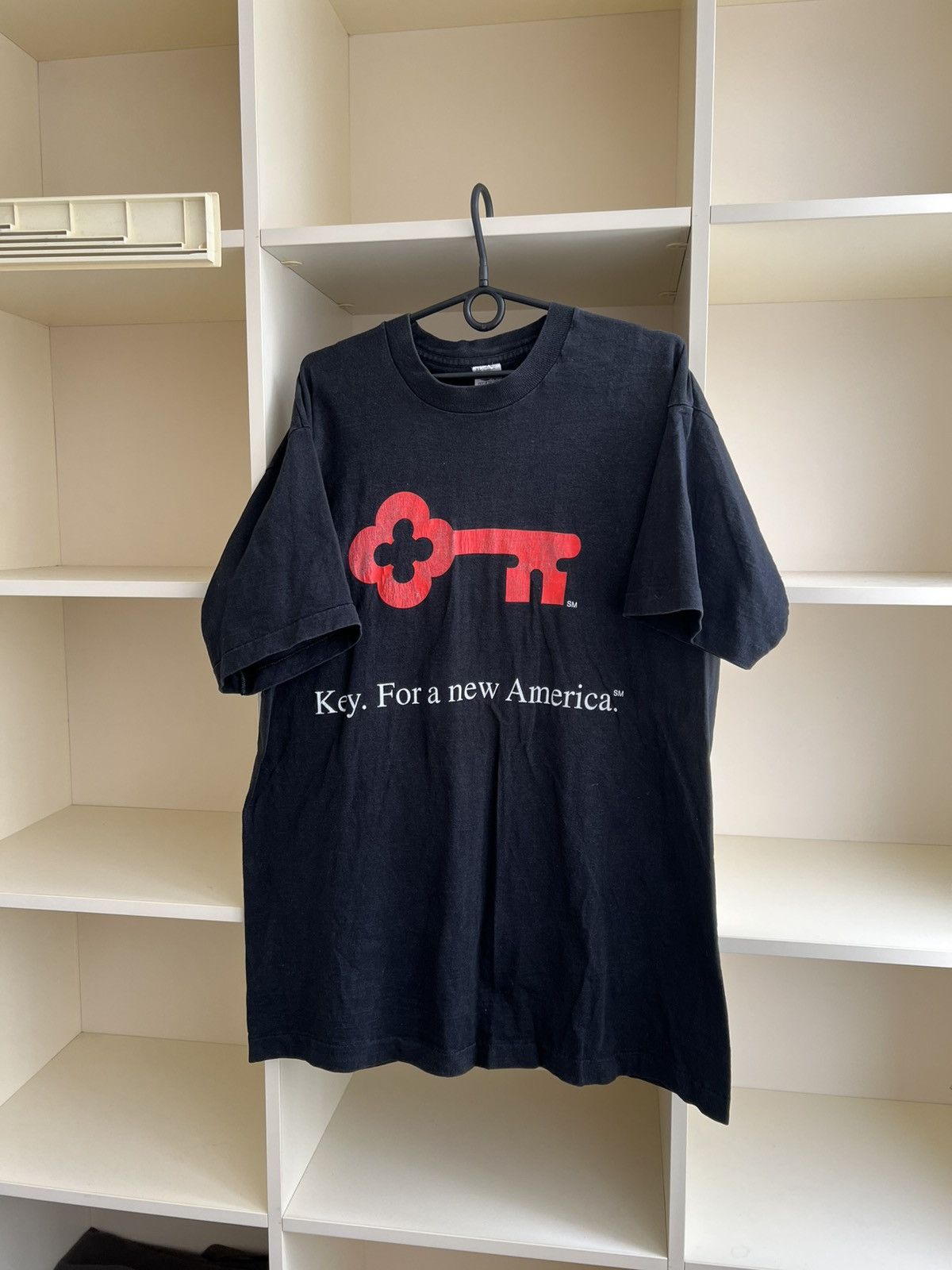 Vintage Vintage 90s Key. For a new America T-Shirt Made in USA Size US XL / EU 56 / 4 - 3 Thumbnail