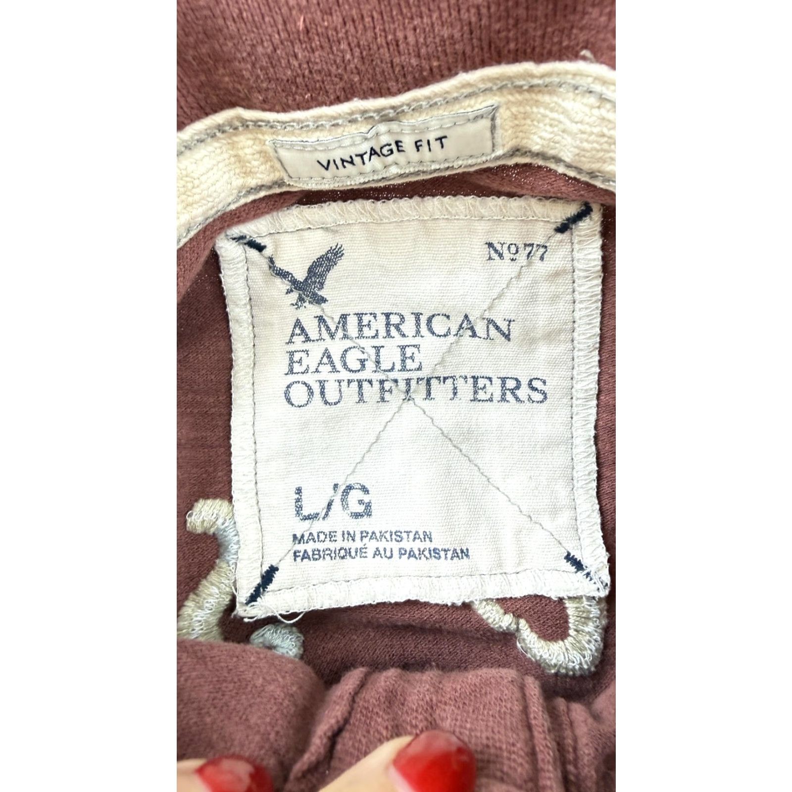 American Eagle Outfitters VINTAGE American Eagle Outfitters Polo Shirt Mens Large Red Embroidered Crest Logo Size US L / EU 52-54 / 3 - 3 Thumbnail