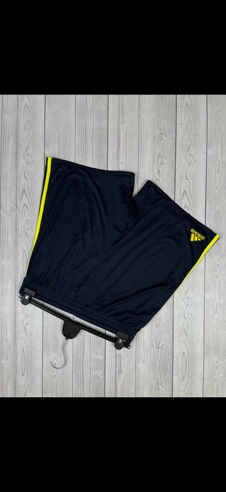 Adidas Vintage adidas Chelsea soccer shorts size M navy Size US 32 / EU 48 - 5 Thumbnail