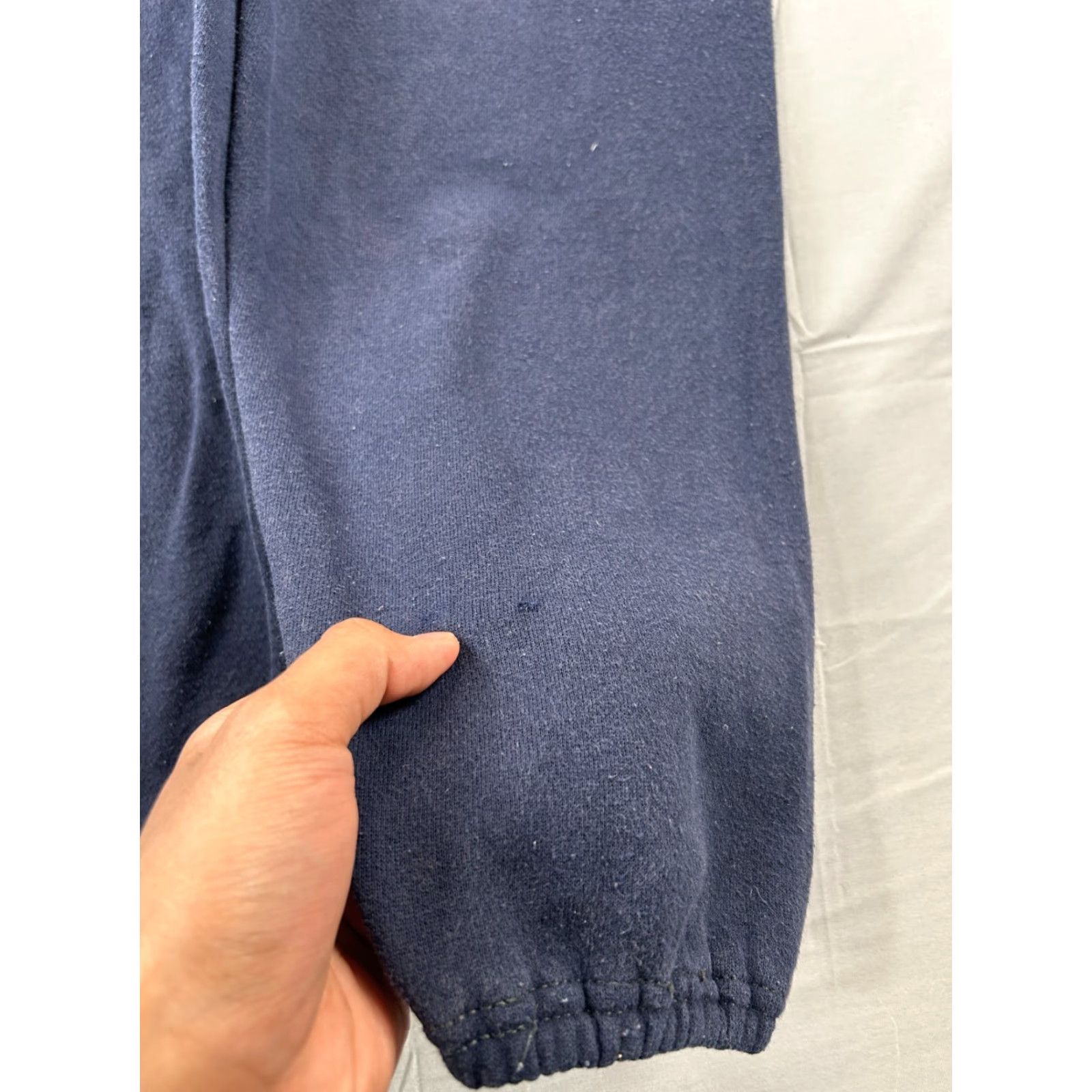 Russell Athletic VINTAGE Russell Athletic Sweatpants Men M Navy 70s 80s Sweatpants Gym & Training Pants Men Blues Regular Drawstring Waist Navy Blue Size US 31 - 4 Thumbnail