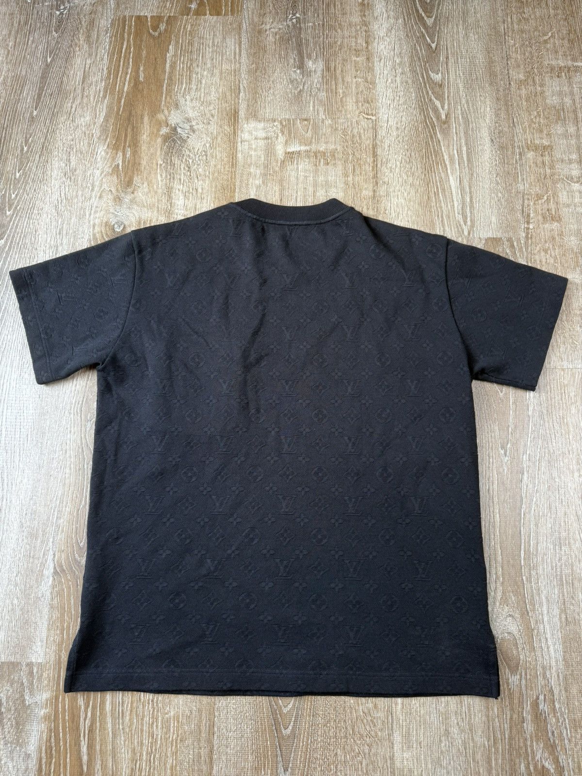 Louis Vuitton Louis Vuitton Signature 3D Pocket Monogram Tee Size US S / EU 44-46 / 1 - 2 Thumbnail