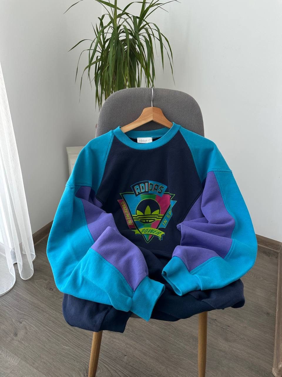 Adidas × Vintage Vintage Adidas Sportswear 90’s Center Logo Sweatshirt Size US L / EU 52-54 / 3 - 8 Thumbnail