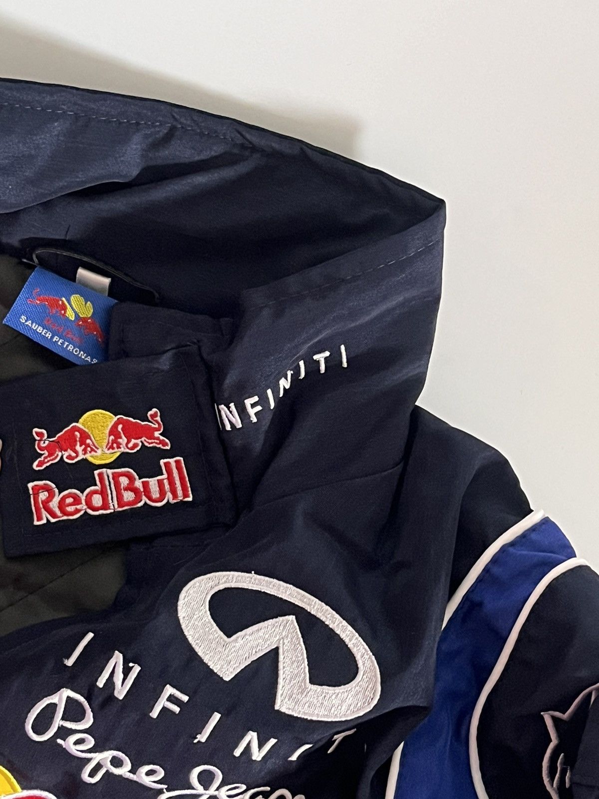 Red Bull Red Bull Racing Team jacket Size US M / EU 48-50 / 2 - 4 Thumbnail