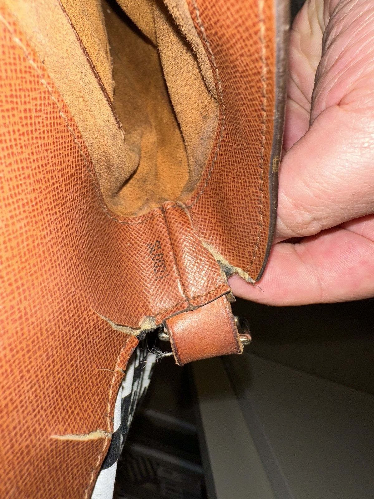 Louis Vuitton Louis Vuitton Musette Salsa (PRE-LOVED) Size ONE SIZE - 4 Thumbnail