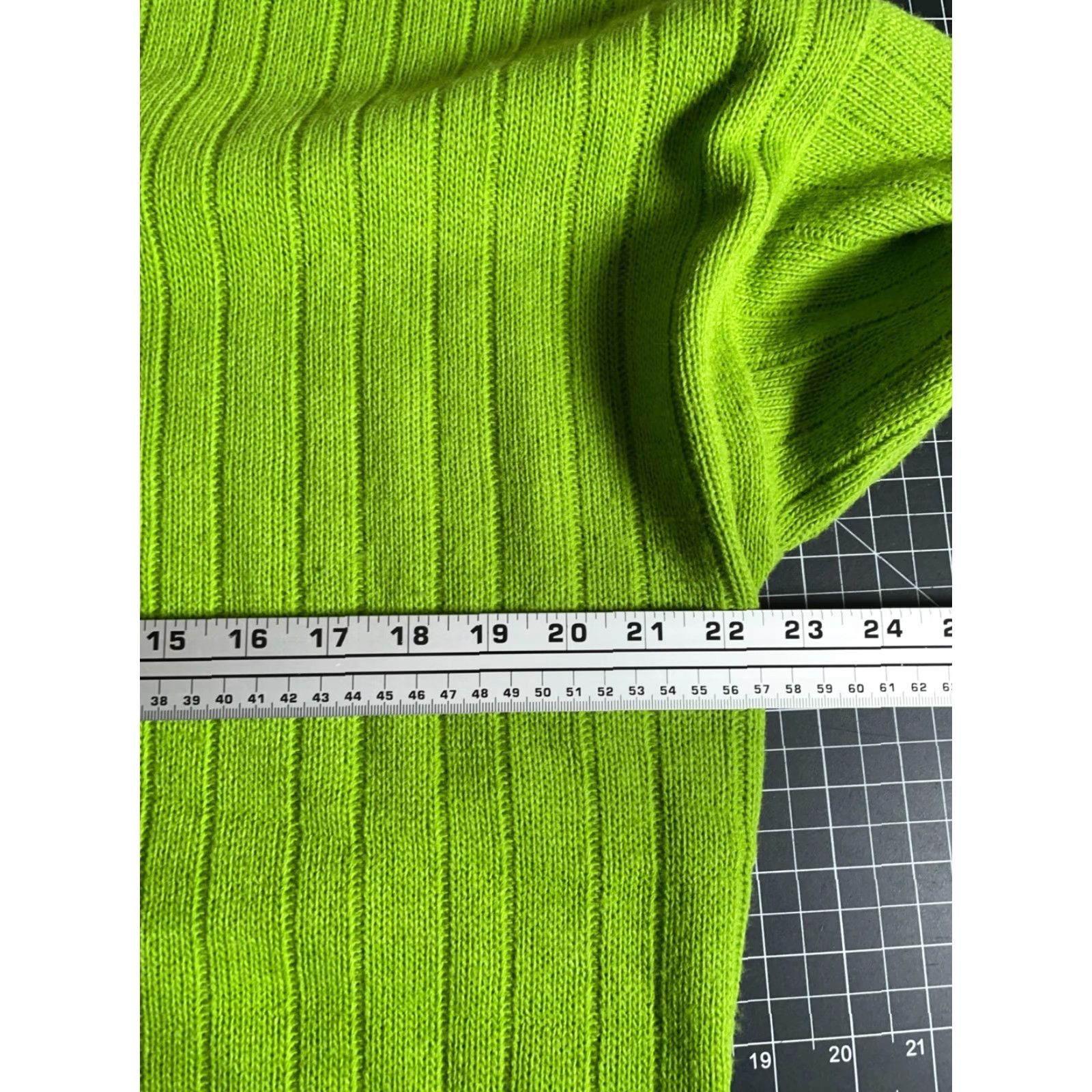 Vintage VINTAGE Amethyst Sweater Unisex One Size / Large Lime Green Knit Mock Neck Ribbed Pullover 80s Hipster Retro Size US L / EU 52-54 / 3 - 5 Thumbnail