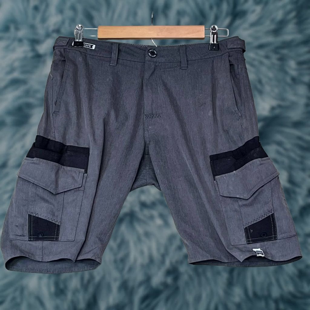 Vintage Salty Crew Shorts Mens Gray Cargo Short Regular 30-31 Inseam 10 in Quick Dry Pockets B Size US 30 / EU 46 - 1 Thumbnail