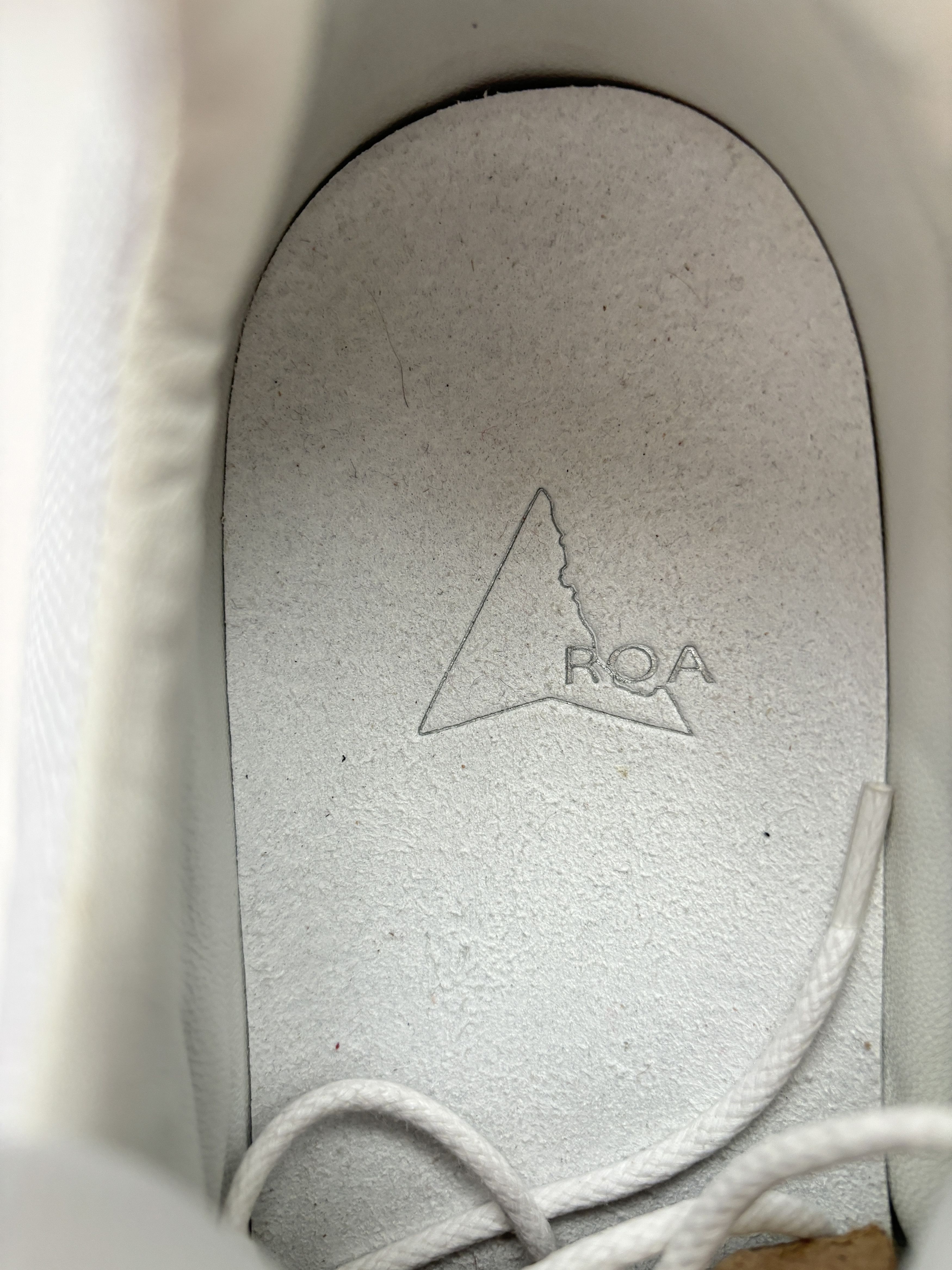 ROA ⚡️QUICK SALE⚡️ROA Oblique White Orange Sole Hiking Sneaker Size US 11 / EU 44 - 7 Thumbnail