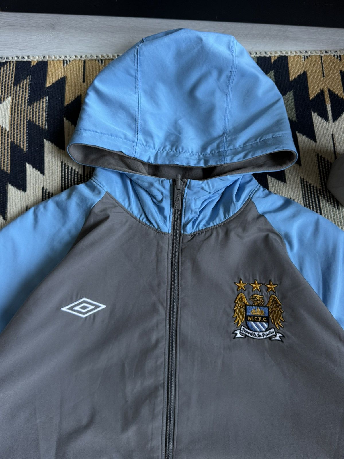 Umbro Vintage Umbro Manchester City Reversible Nylon Jacket Size US XL / EU 56 / 4 - 7 Thumbnail