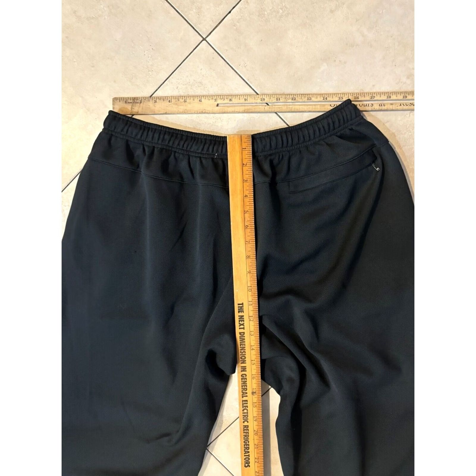 Nike Nike Track Pants Men 2XL Black 100% Polyester Dri-FIT Gym Running Pockets Adjustable Waist Tapered Inseam 25 in Modern Casual Essentials Size US 39 - 5 Thumbnail