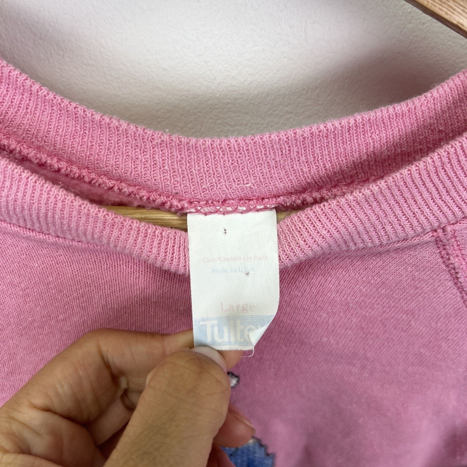 Tultex Vintage Easter Embroidered Rabbit Pink Sweatshirt Size Large Size L / US 10 / IT 46 - 6 Thumbnail