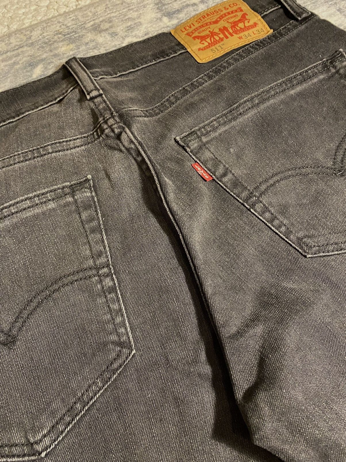 Levi's × Vintage Levi’s 511 Loose Fit Jeans – Men’s W34 L34 – Black Denim Size US 34 / EU 50 - 3 Thumbnail
