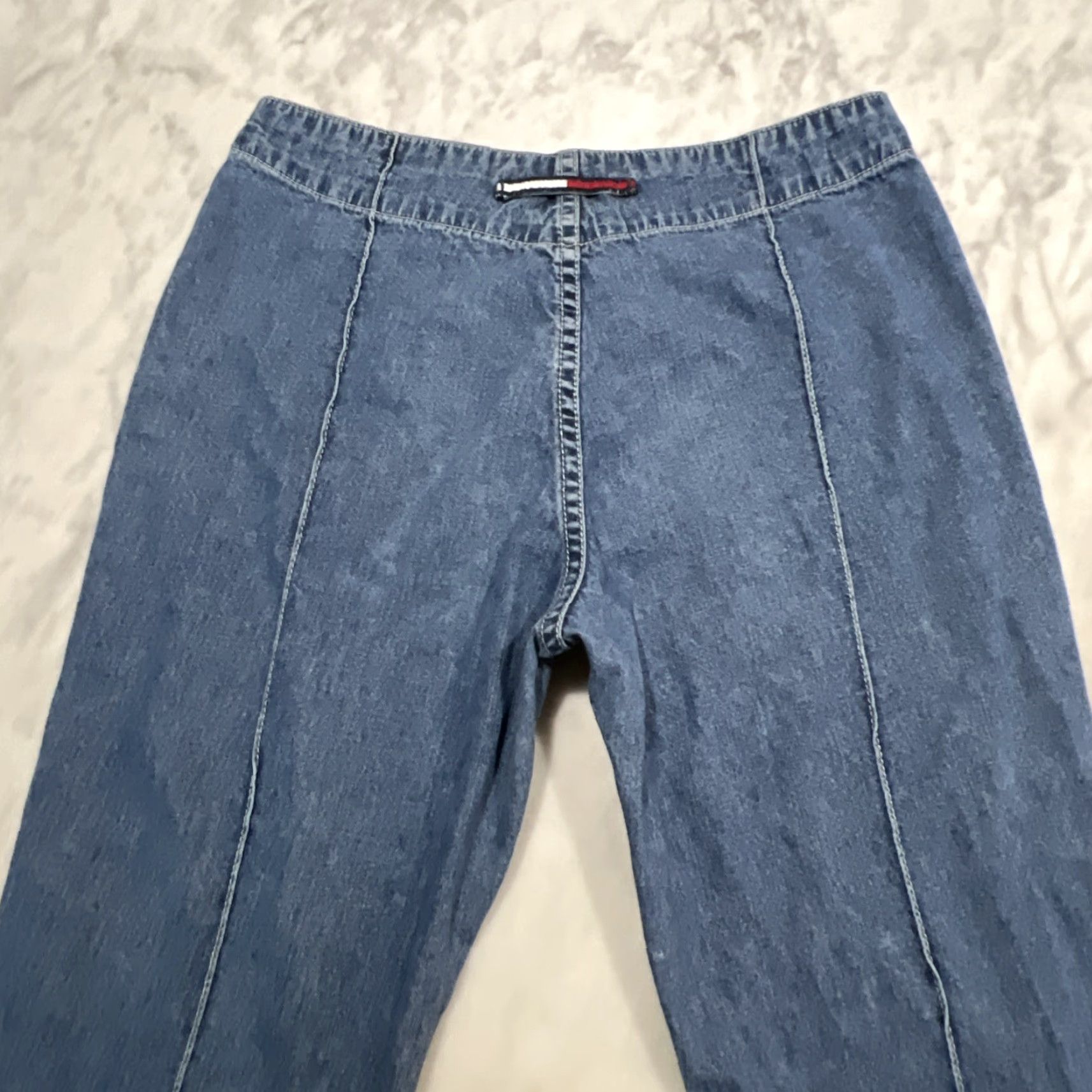 Tommy Hilfiger VINTAGE Tommy Hilfiger Jeans Womens 7 Bell Bottoms Bare Back Boho Cottagecore Bell Bottoms Denim 100% Cotton Blue Jeans Womens Mens? Size 28" / US 6 / IT 42 - 7 Thumbnail