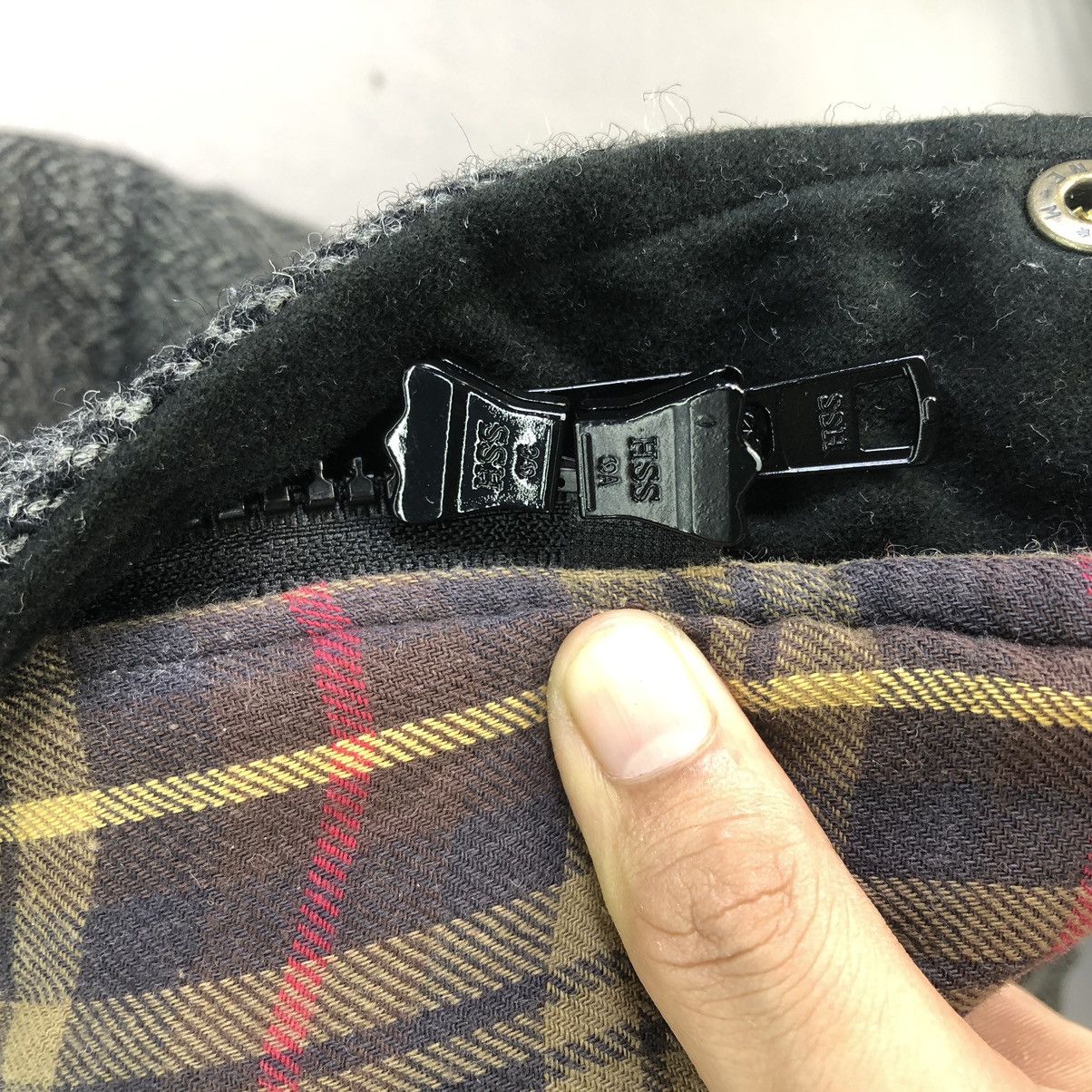 Harris Tweed Peregrine Made In England Herringbone Wool Padded Vest Size US L / EU 52-54 / 3 - 7 Thumbnail