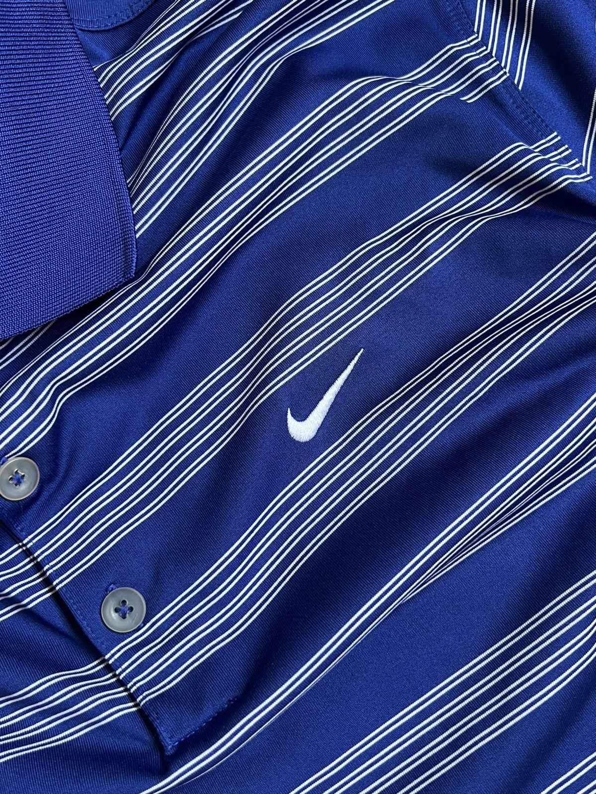 Nike Vintage Nike Golf Striped Polo T-shirt Size US M / EU 48-50 / 2 - 5 Thumbnail