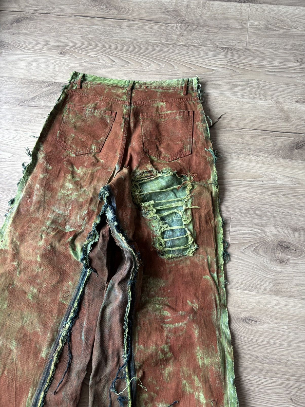 Handmade out-seam distressed hand-painted jeans y2k archive opium Size US 31 - 6 Thumbnail