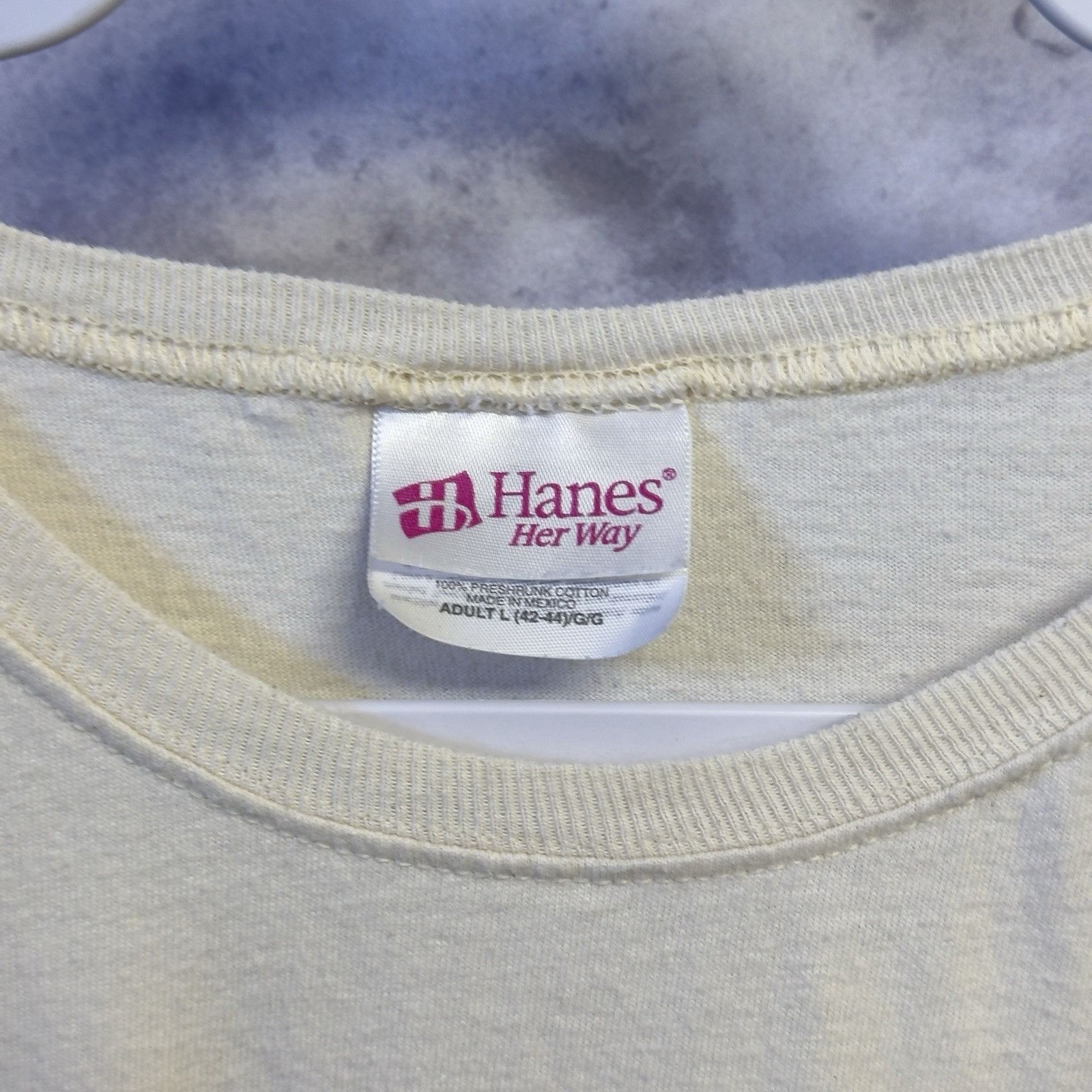 Hanes Vintage Moondoggie Art T Shirt Womens Large 21x26 White Y2K Size L / US 10 / IT 46 - 4 Thumbnail