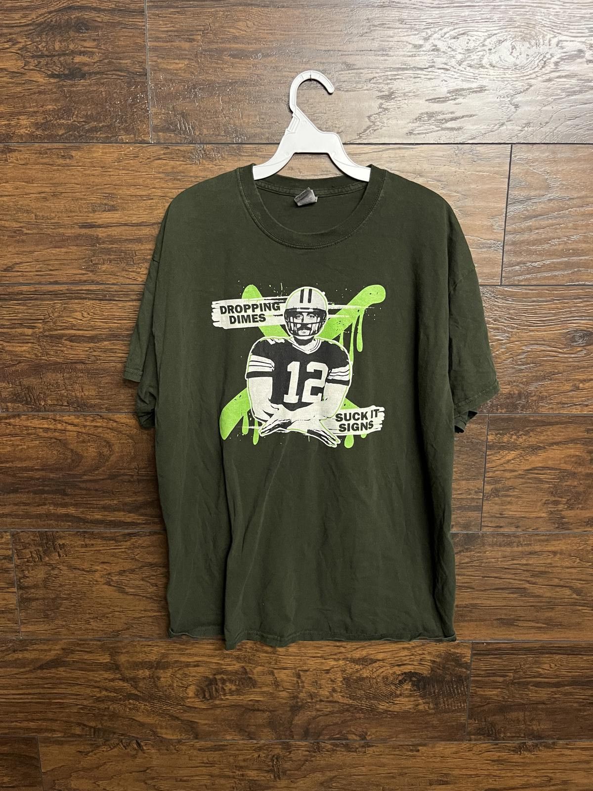 Gildan Aaron Rogers T-shirt Dropping Dimes Suck it Signs Tee XL Size US XL / EU 56 / 4 - 1 Thumbnail