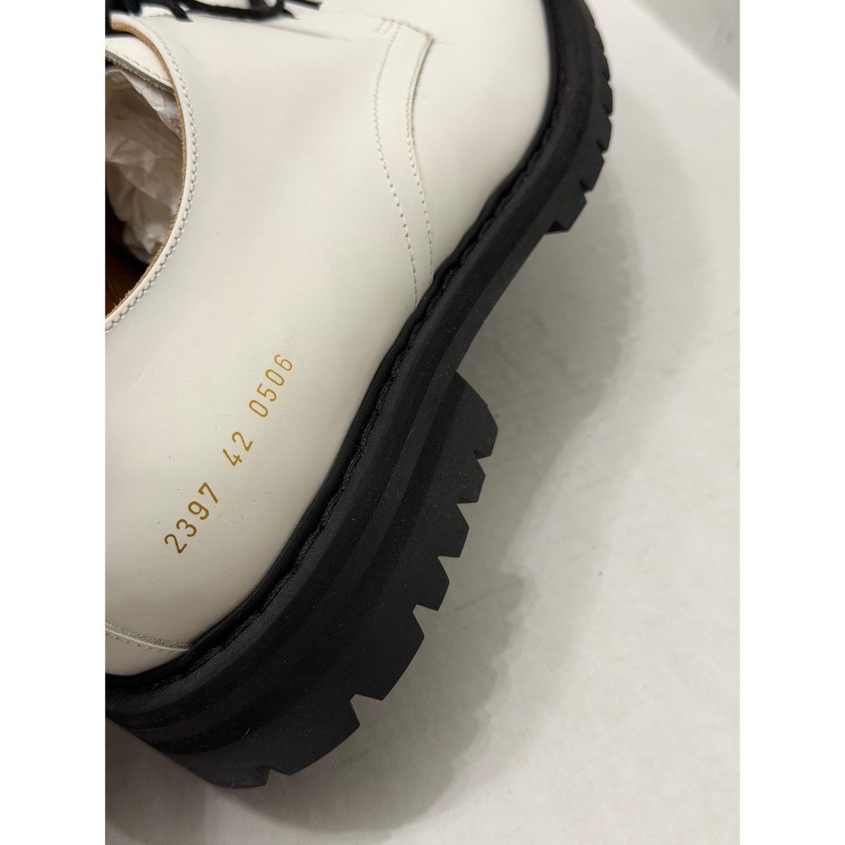 Common Projects COMMON PROJECTS WHITE OFFICER DERBY SHOES Size US 9 / EU 42 - 13 Thumbnail