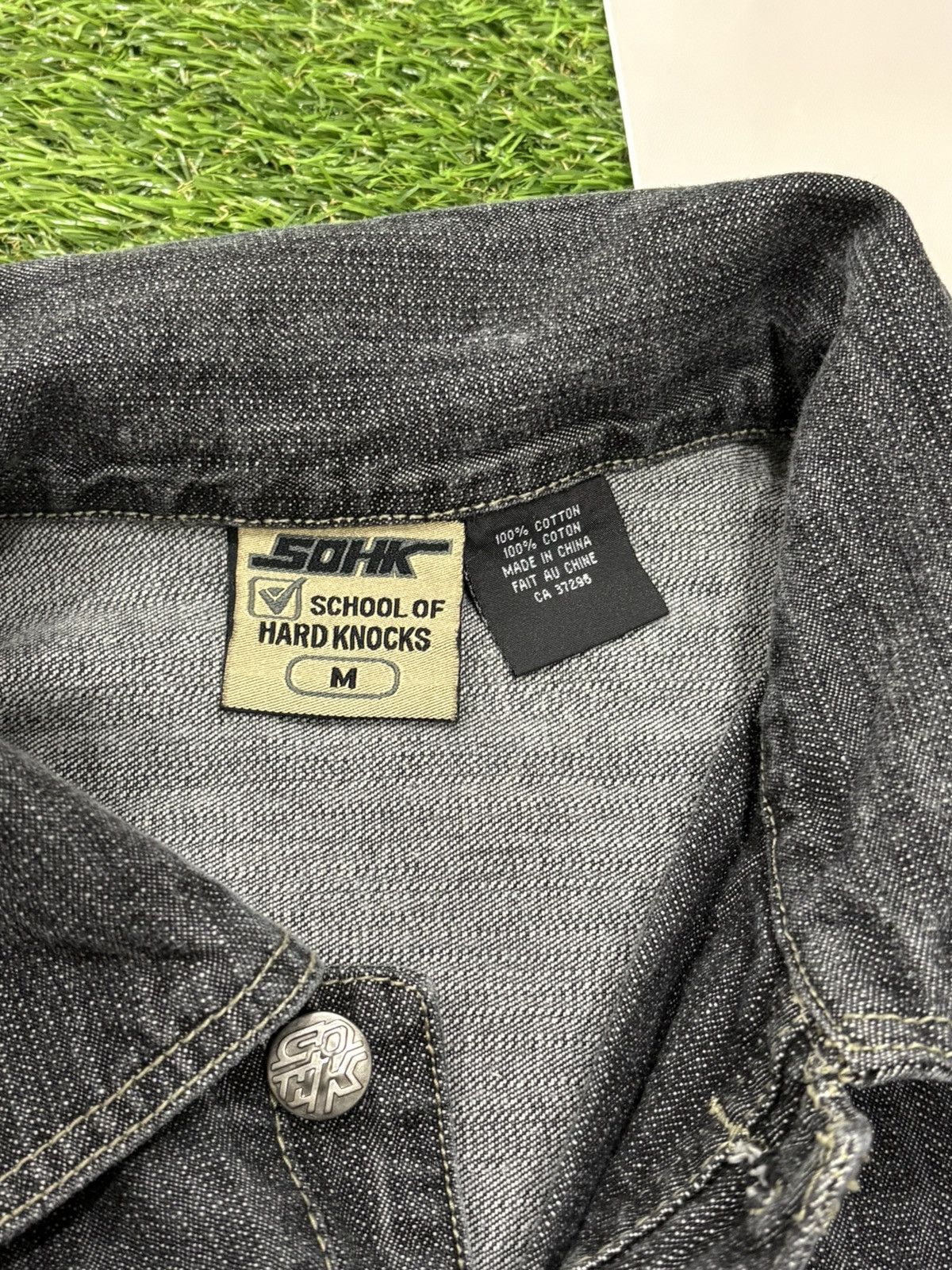 Other VINTAGE Y2K SCHOOL OF HARD KNOCKS DENIM JACKET Size US M / EU 48-50 / 2 - 4 Thumbnail