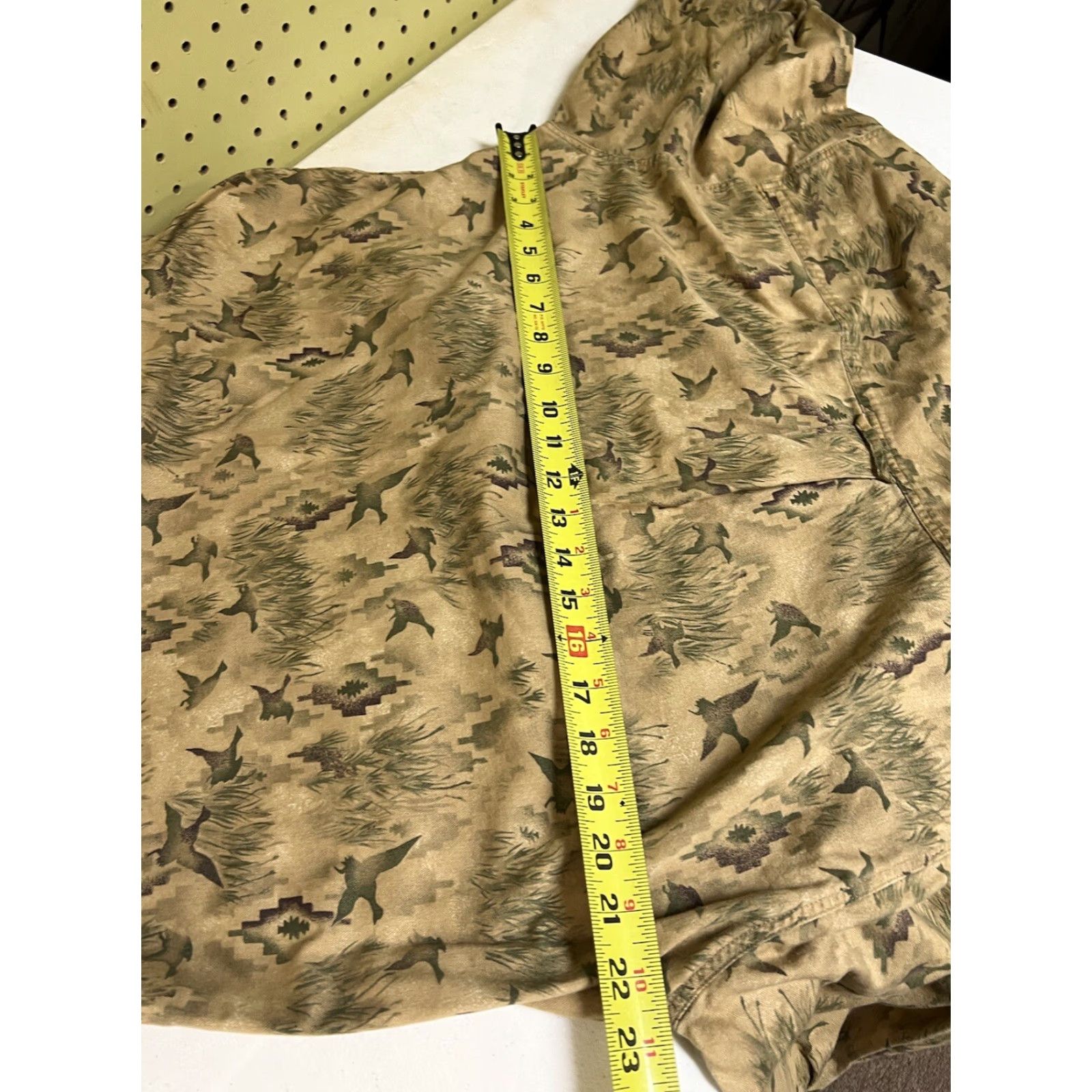 Vintage Woolrich Shirt Men Duck Hunting Long Sleeve Button-Up Aztec Beige Camel M Medium Collared Flannel Cotton Size US M / EU 48-50 / 2 - 6 Thumbnail
