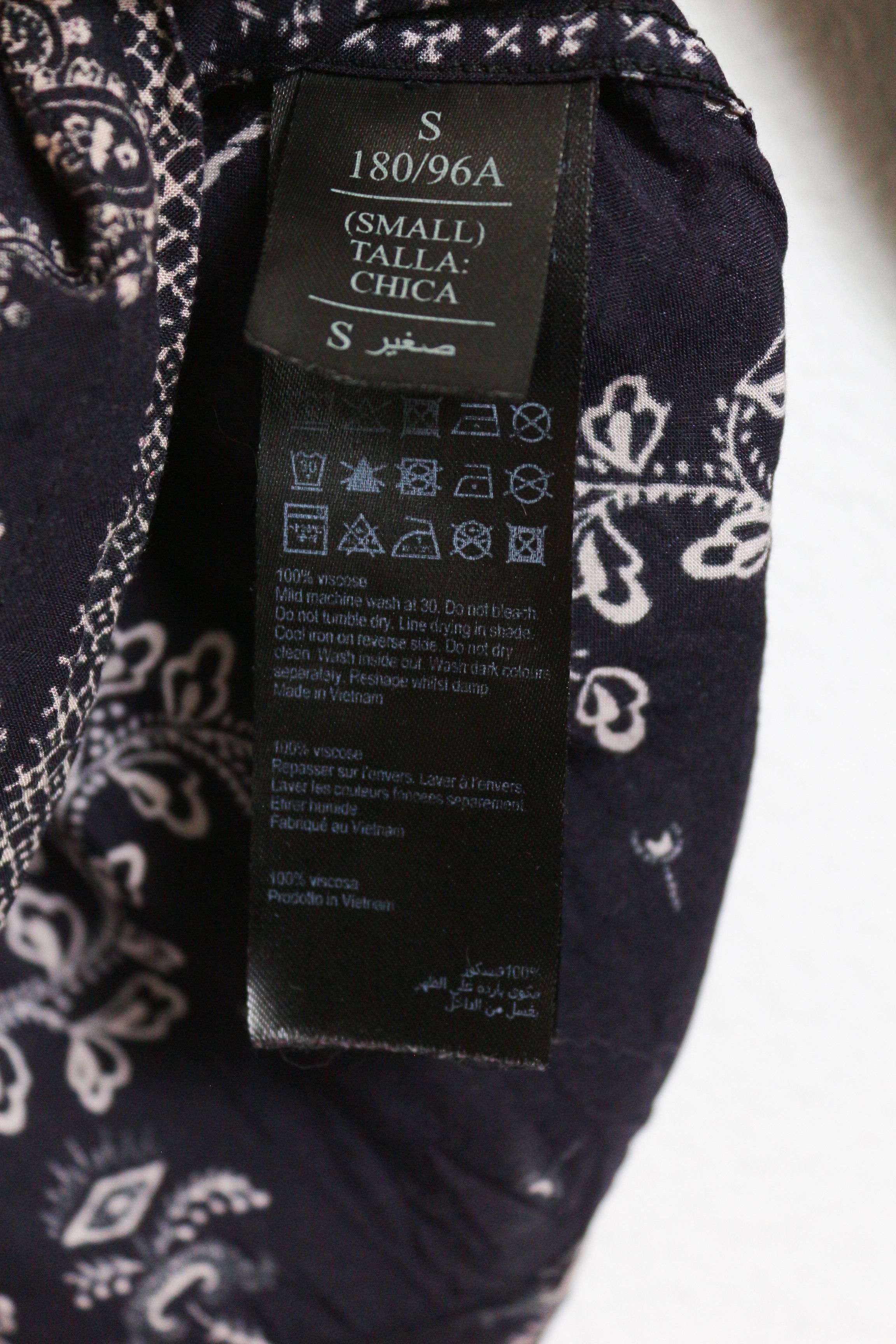 Allsaints Allsaints Cherito Bandana Printed Viscose Open Collar Shirt Size US S / EU 44-46 / 1 - 5 Thumbnail