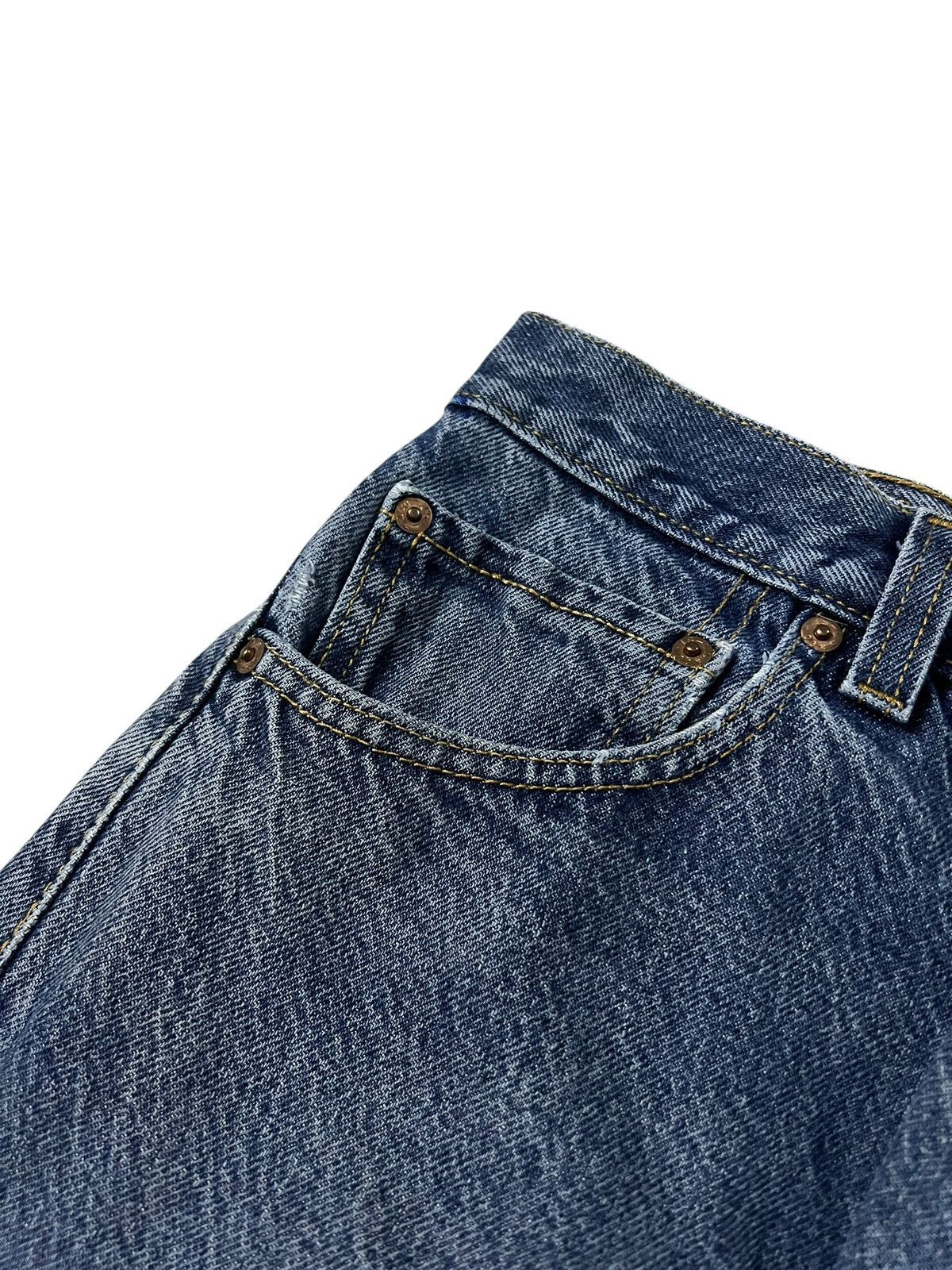 Levi's Vintage levis 517 Distressed Bootcut Jean Size US 31 - 6 Thumbnail