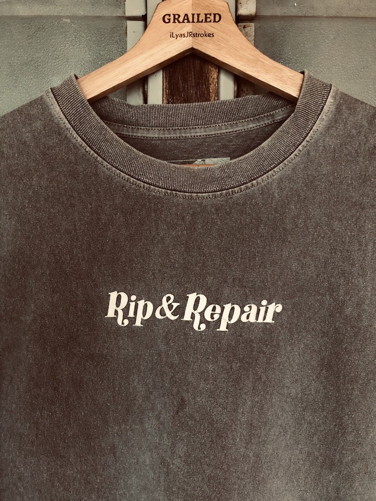 Vintage Vintage Rip & Repair Made In USA Shirt Tee Size US XL / EU 56 / 4 - 5 Thumbnail