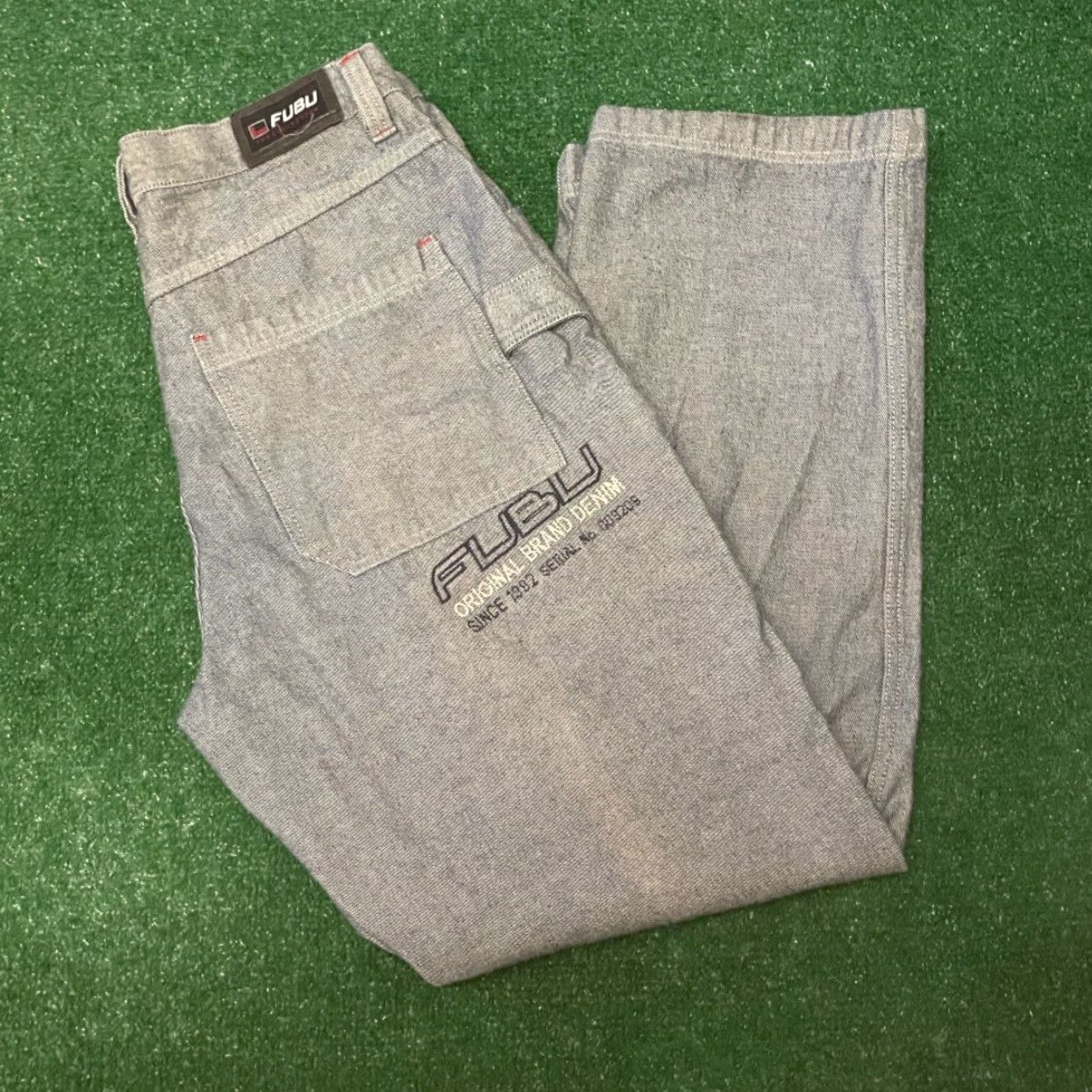VINTAGE FUBU Jeans Baggy Grunge Cargo Embroidered 38x34 Mens Wide-Leg Skater Y2K VTG