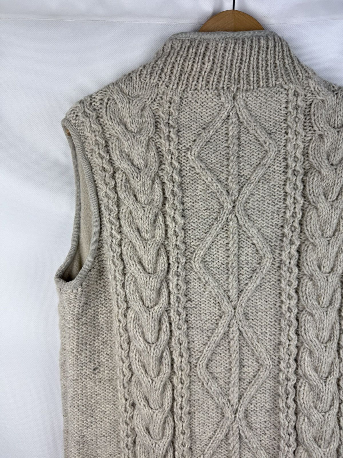 Handmade Pachamama Men’s Wool Cable Knit Handmade Vest Waistcoat Size US M / EU 48-50 / 2 - 12 Thumbnail