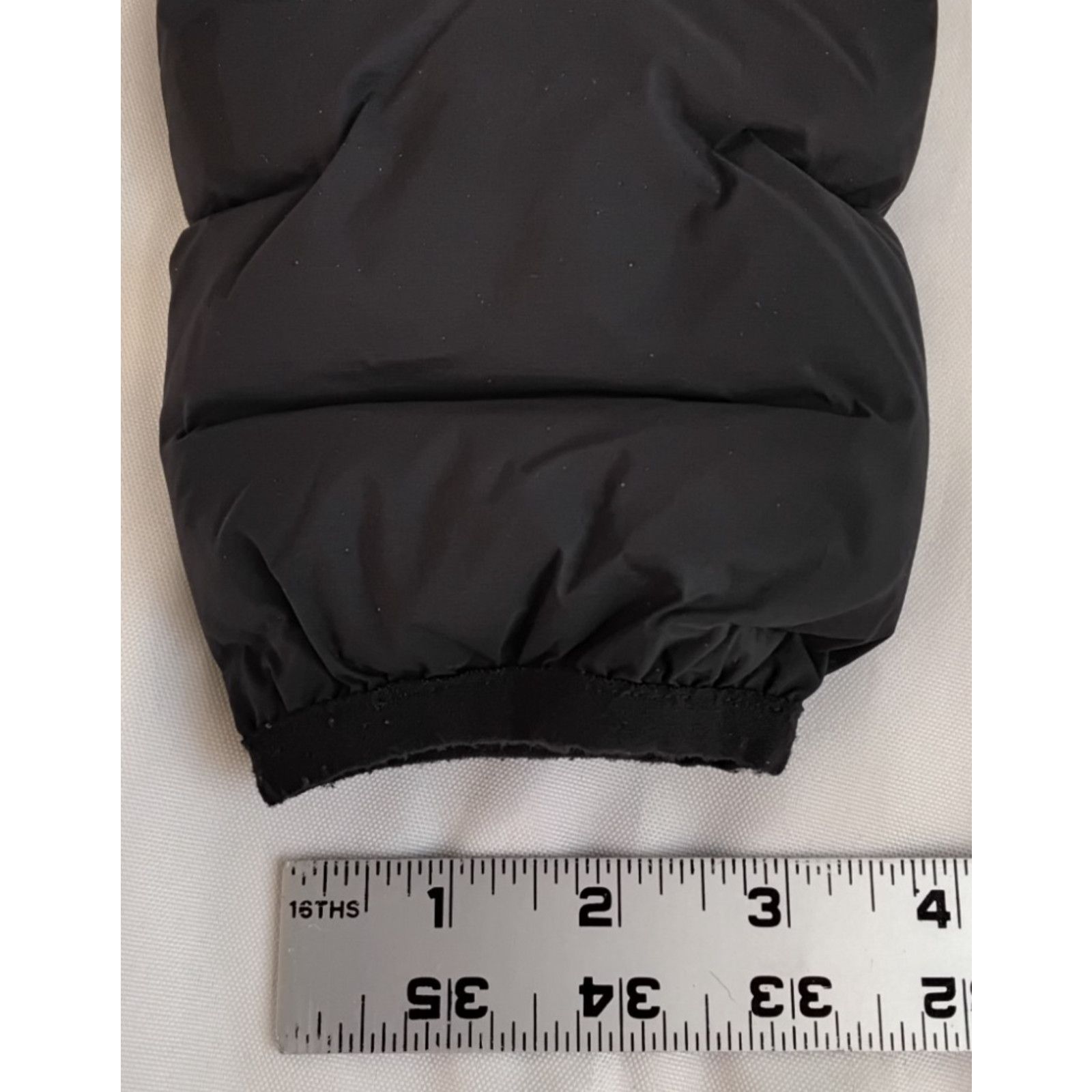 Mountain Hardwear Mountain Hardwear Down Jacket Women's XS Black Hooded Size XS / US 0-2 / IT 36-38 - 17 Thumbnail