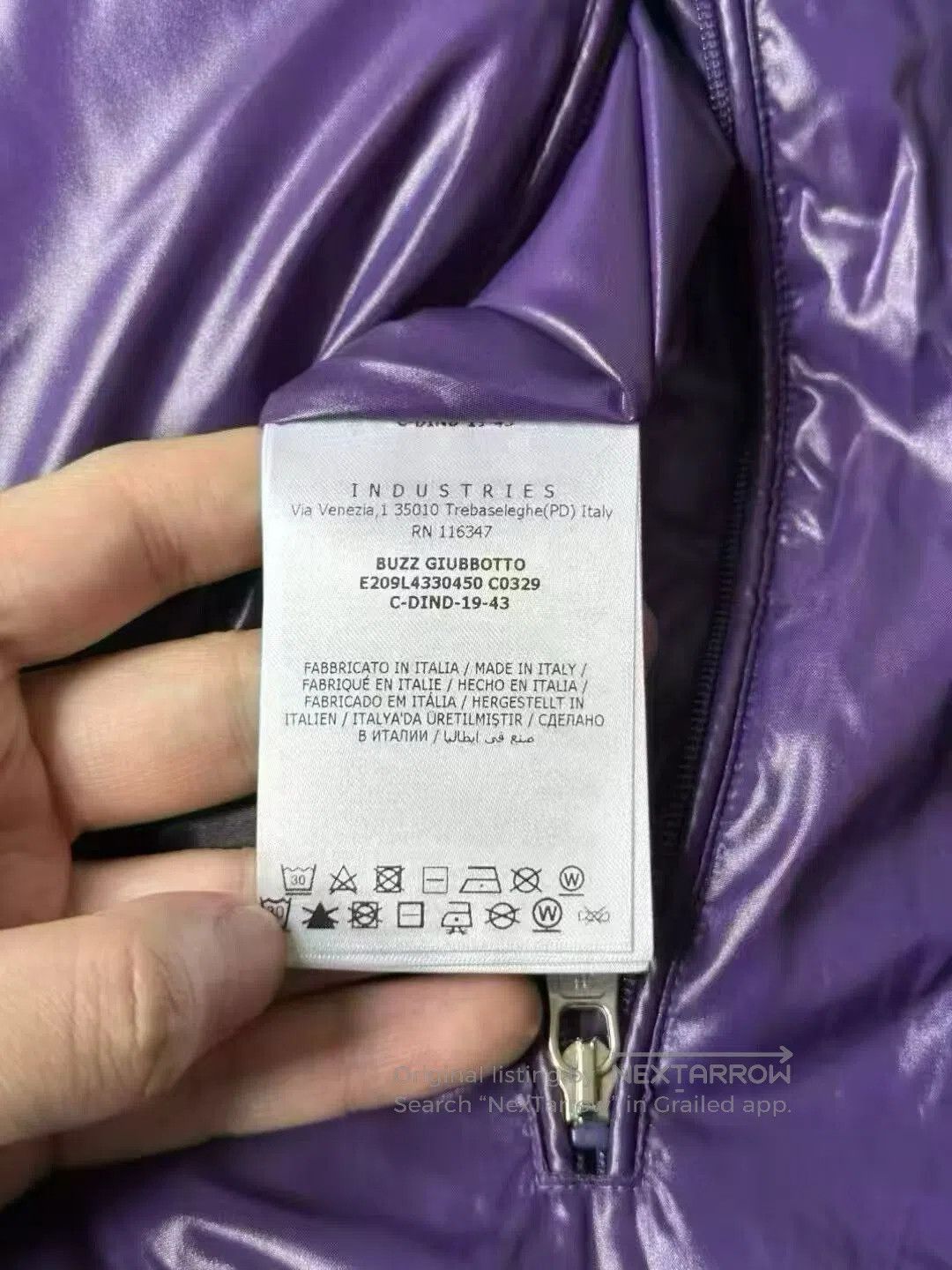 Moncler Moncler Women's Down Vest. Size M / US 6-8 / IT 42-44 - 4 Thumbnail