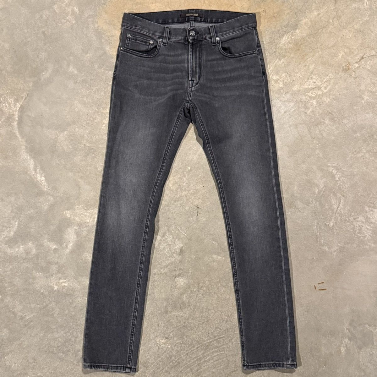 Roberto Cavalli Roberto Cavalli Faded Grey Logo Slim Cut Jeans ERD Grunge Size US 31 - 5 Thumbnail