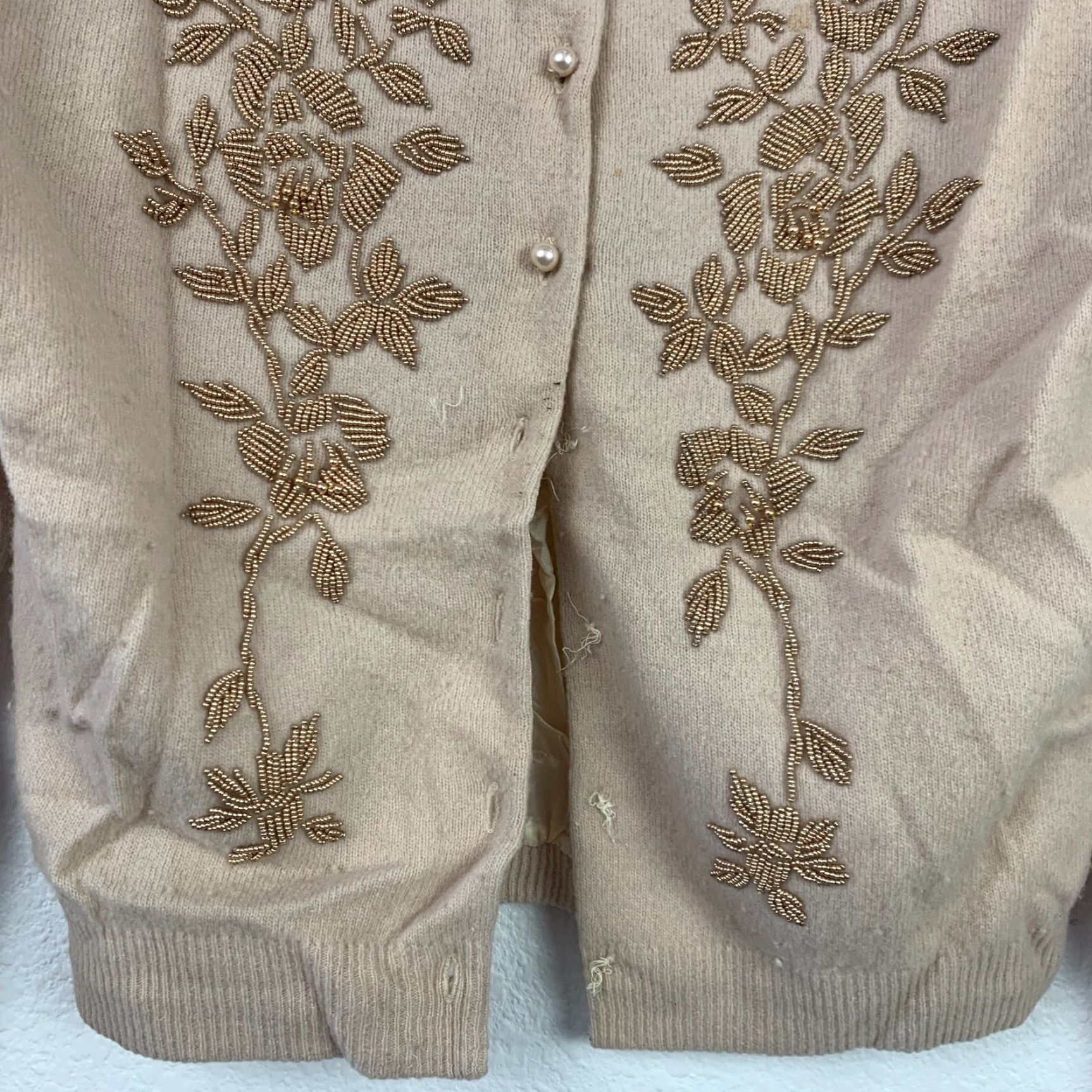 Vintage VINTAGE RENE'L Beaded Cardigan Sweater Shirt Medium Ivory Kowloon Hong Kong 1960s Boho Womens Size S / US 4 / IT 40 - 3 Thumbnail