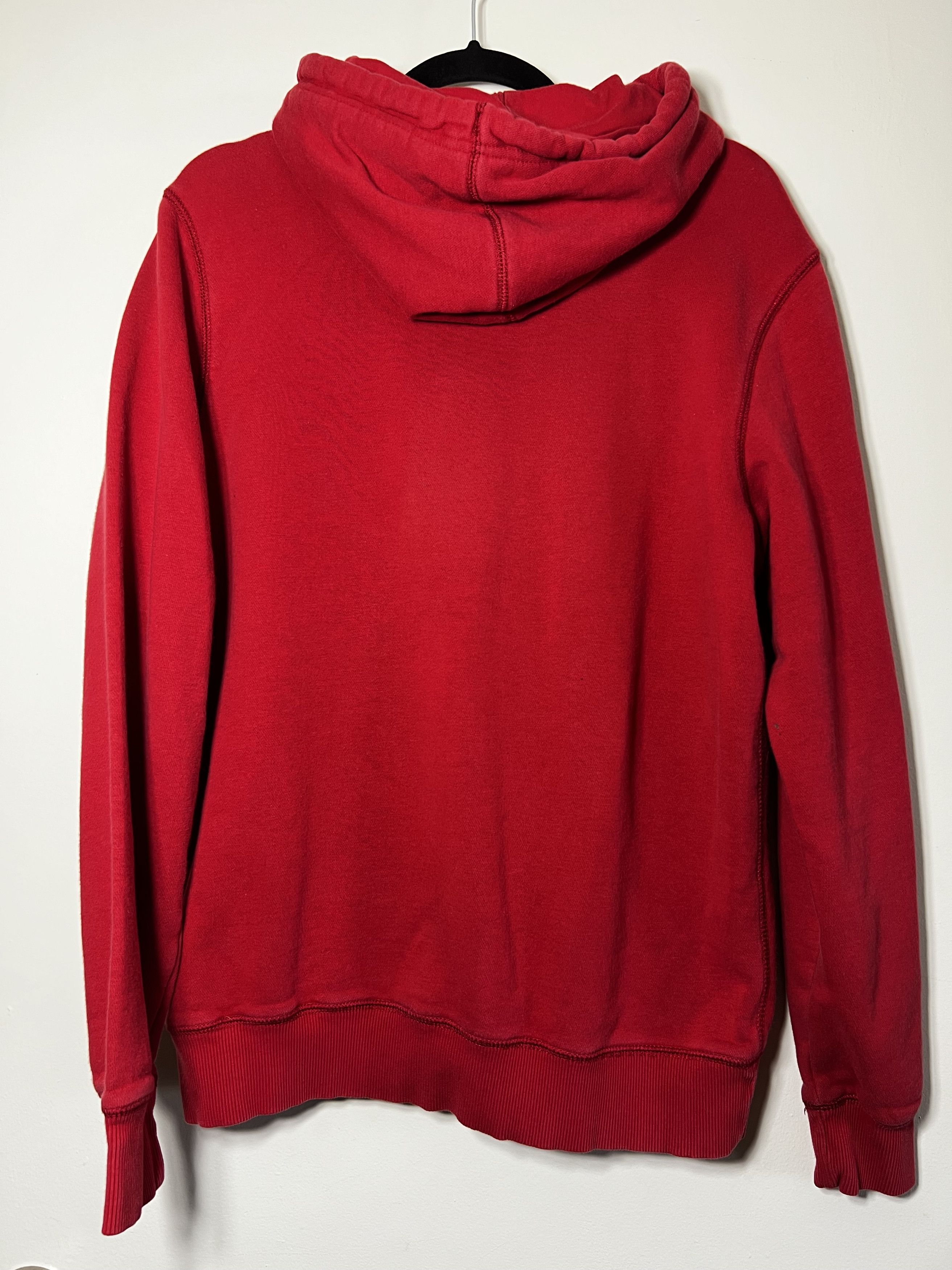 Nike Vintage Red Nike Swish Logo Pullover Hoodie Sweater Size US M / EU 48-50 / 2 - 5 Thumbnail