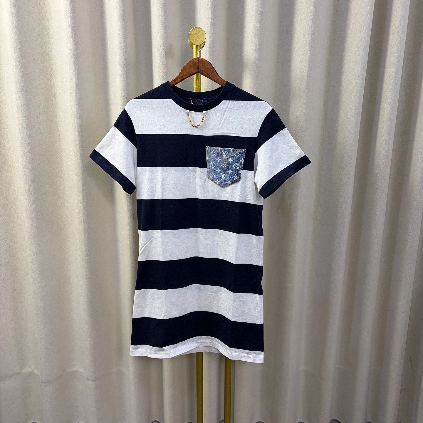 Louis Vuitton Louis Vuitton Striped Monogram Pocket T-Shirt Size M Size M / US 6-8 / IT 42-44 - 1 Thumbnail