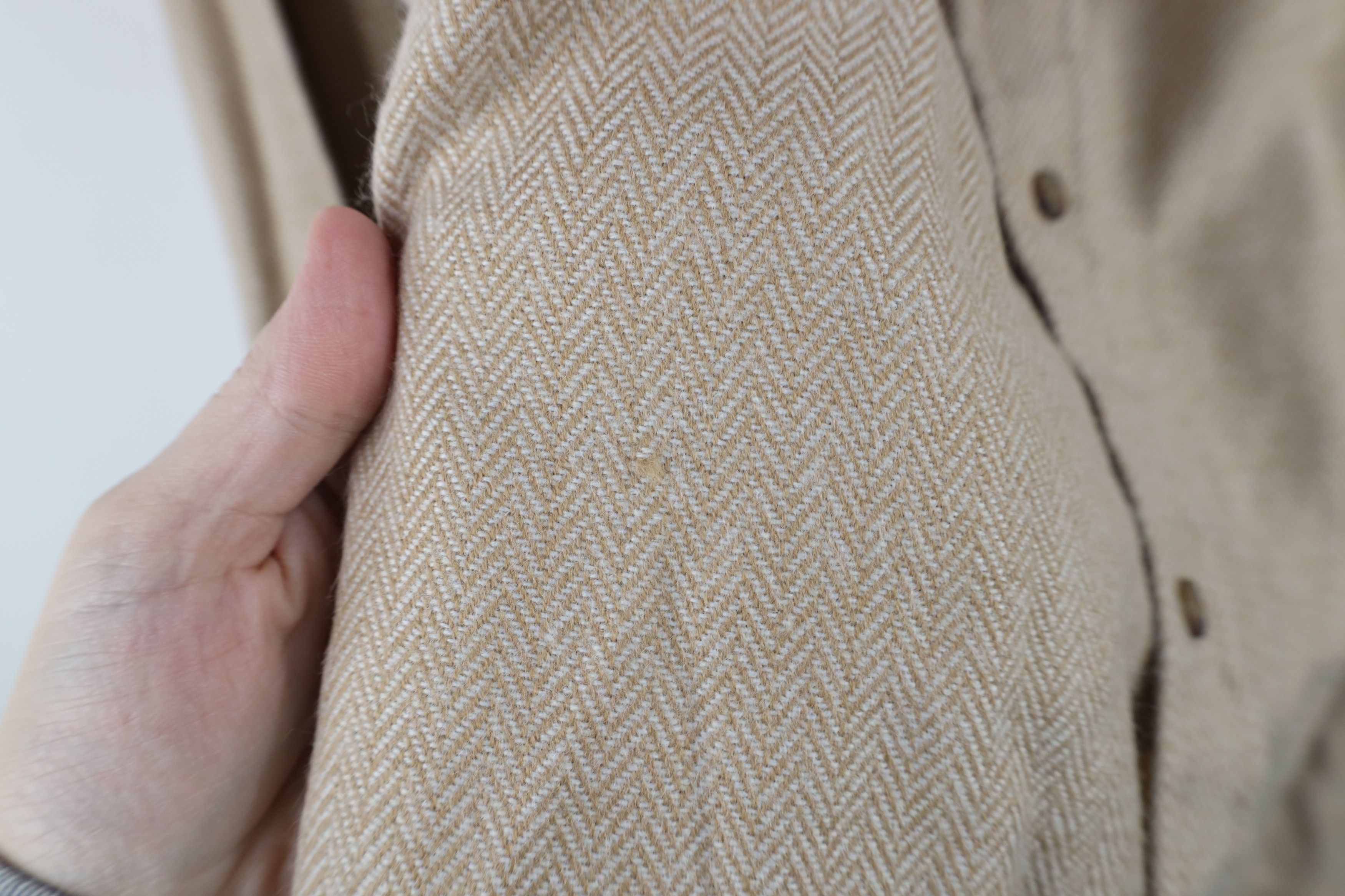 Vintage Vintage 90s Streetwear Herringbone Collared Button Shirt Size US XL / EU 56 / 4 - 4 Thumbnail