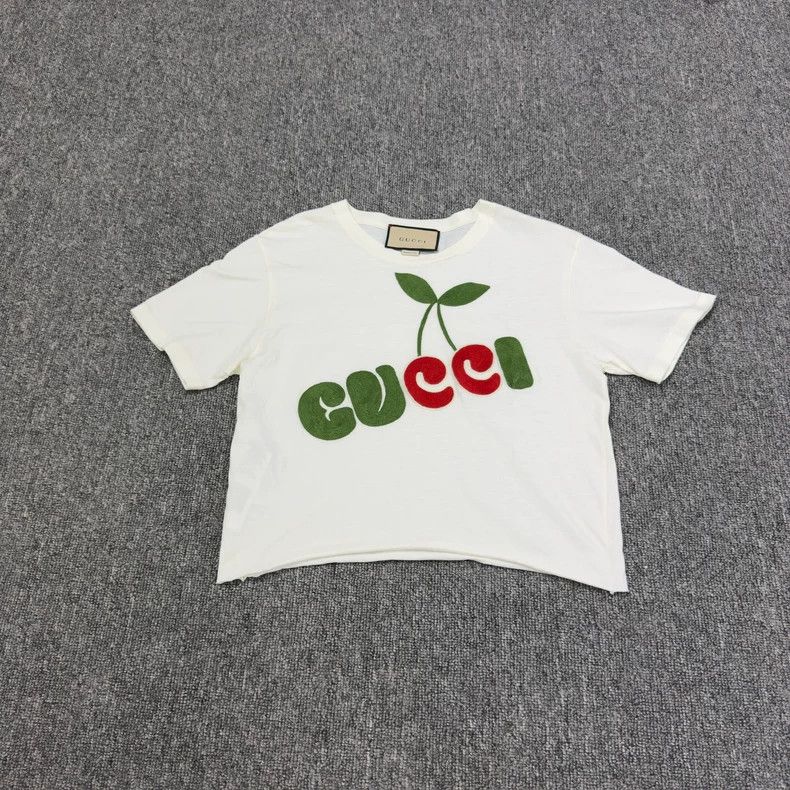 Gucci Gucci Short color block loose cherry short sleeves 2502-Nex Size US M / EU 48-50 / 2 - 1 Thumbnail