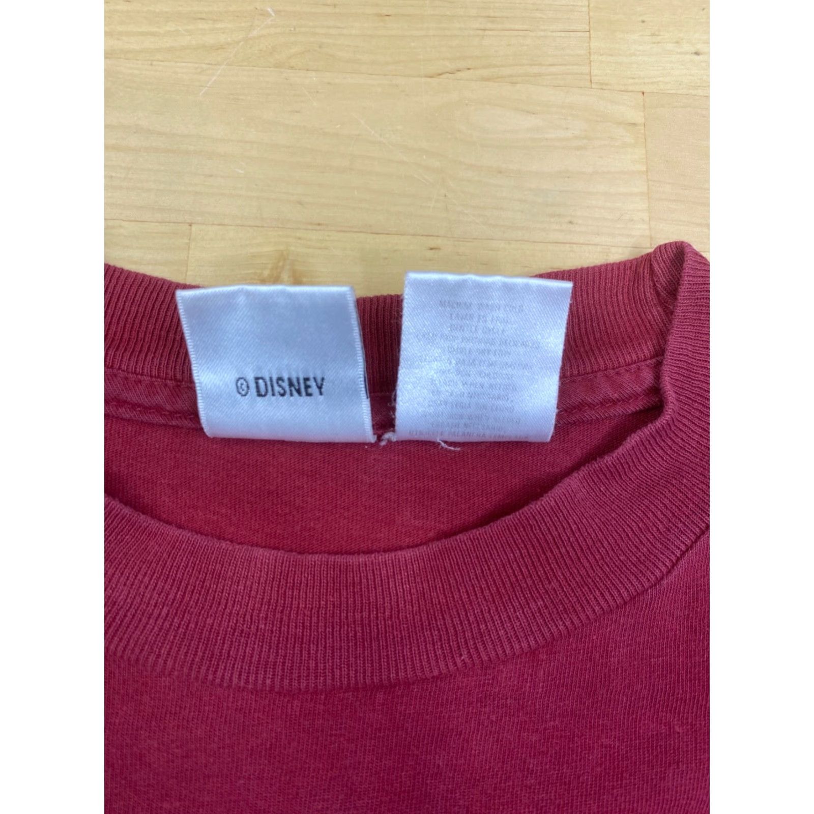 Disney Disney Goofy Pocket T Shirt Mens M Red Long Sleeve Shirt Crew Neck Pockets Disneyland Casual Modern Regular Size US M / EU 48-50 / 2 - 3 Thumbnail
