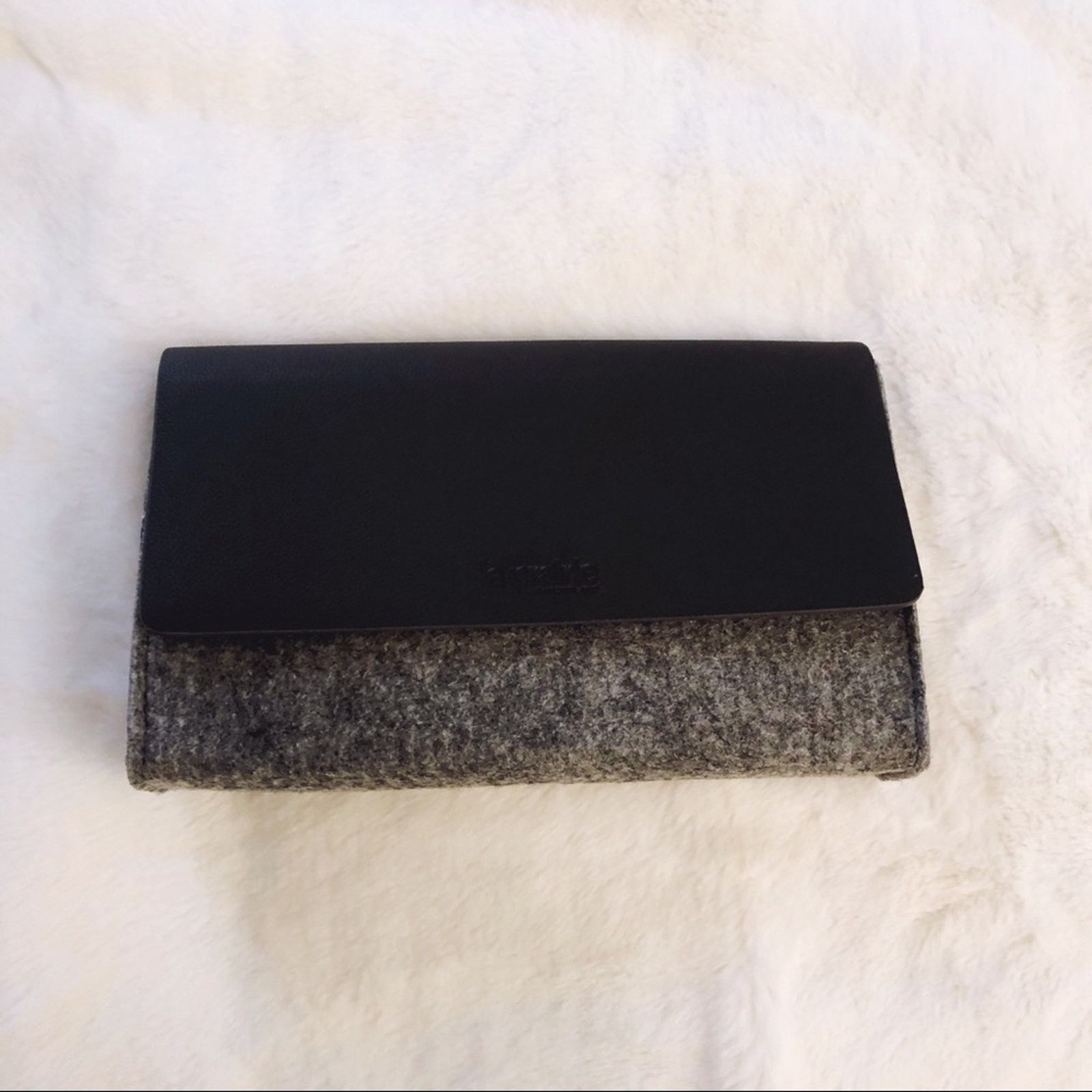 Other La Prairie Gray Makeup Bag/Clutch Size ONE SIZE - 2 Thumbnail