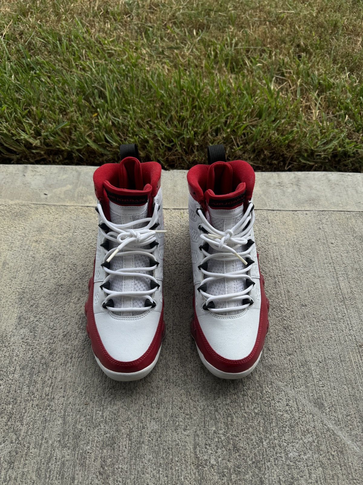 CHI Red Cement 3s. Sz8M. 9/10 Condition. WORN 1X!! Comes W/ OG Red & Black Socks Jordan 3 Retro Black for Sale | Authenticity Guaranteed | eBay main image 3