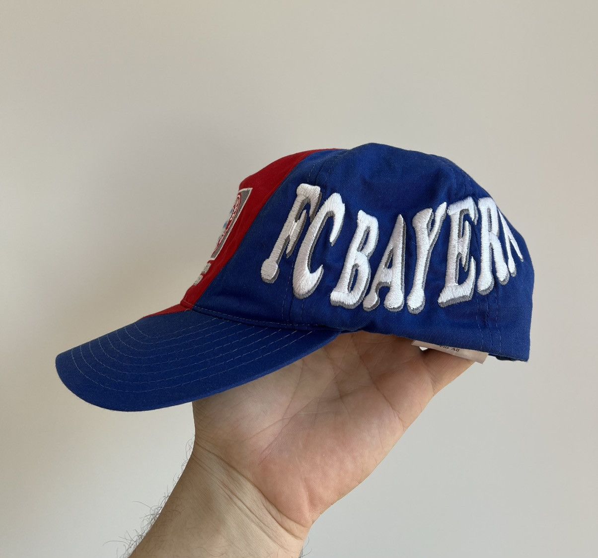 Vintage Vintage FC Bayern Munchen Football Cap Soccer Hat Size ONE SIZE - 3 Thumbnail