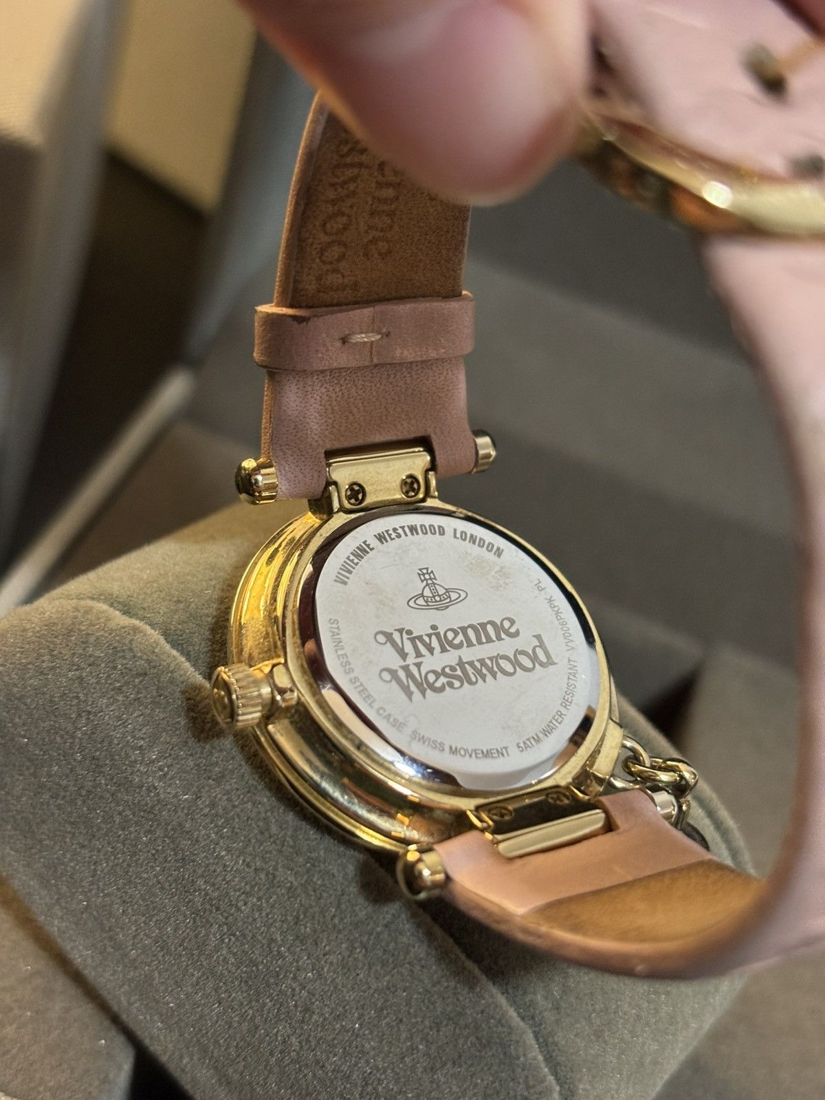 Vivienne Westwood Rose Gold Orb Watch Size ONE SIZE - 6 Thumbnail