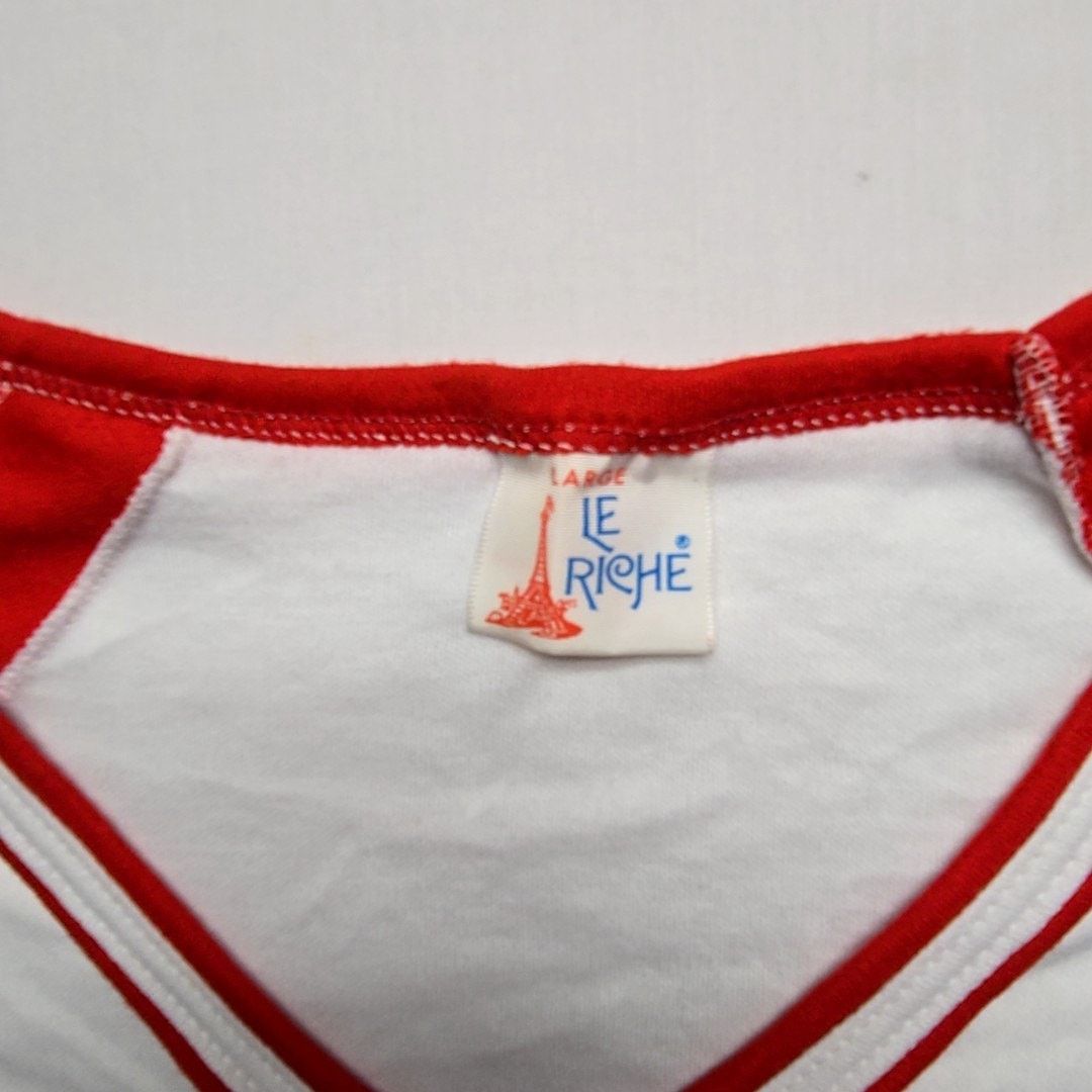 Vintage Vintage Montana Graphic Tee Le Riche Red White V-Neck Shirt Size L / US 10 / IT 46 - 3 Thumbnail