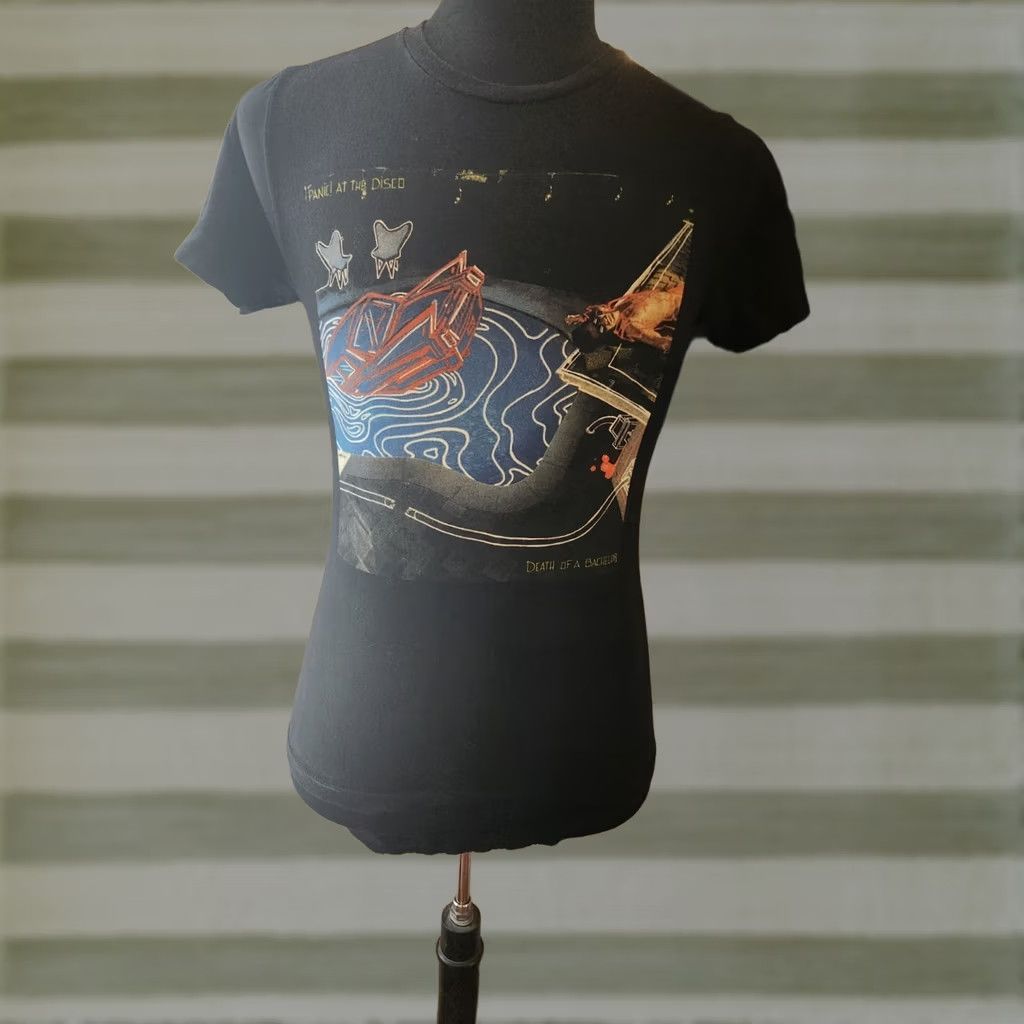 Vintage Panic! At The Disco Pacific Death Of A Bachelor Concert T-shirt Size S Black USA Size US S / EU 44-46 / 1 - 1 Preview