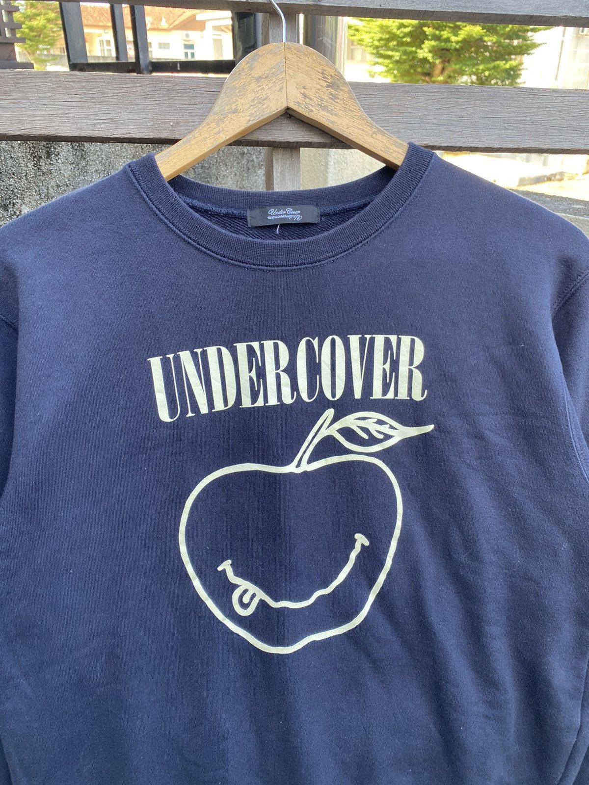 Undercover Smiley Apple Crewneck Sweatshirt Size S / US 4 / IT 40 - 3 Thumbnail