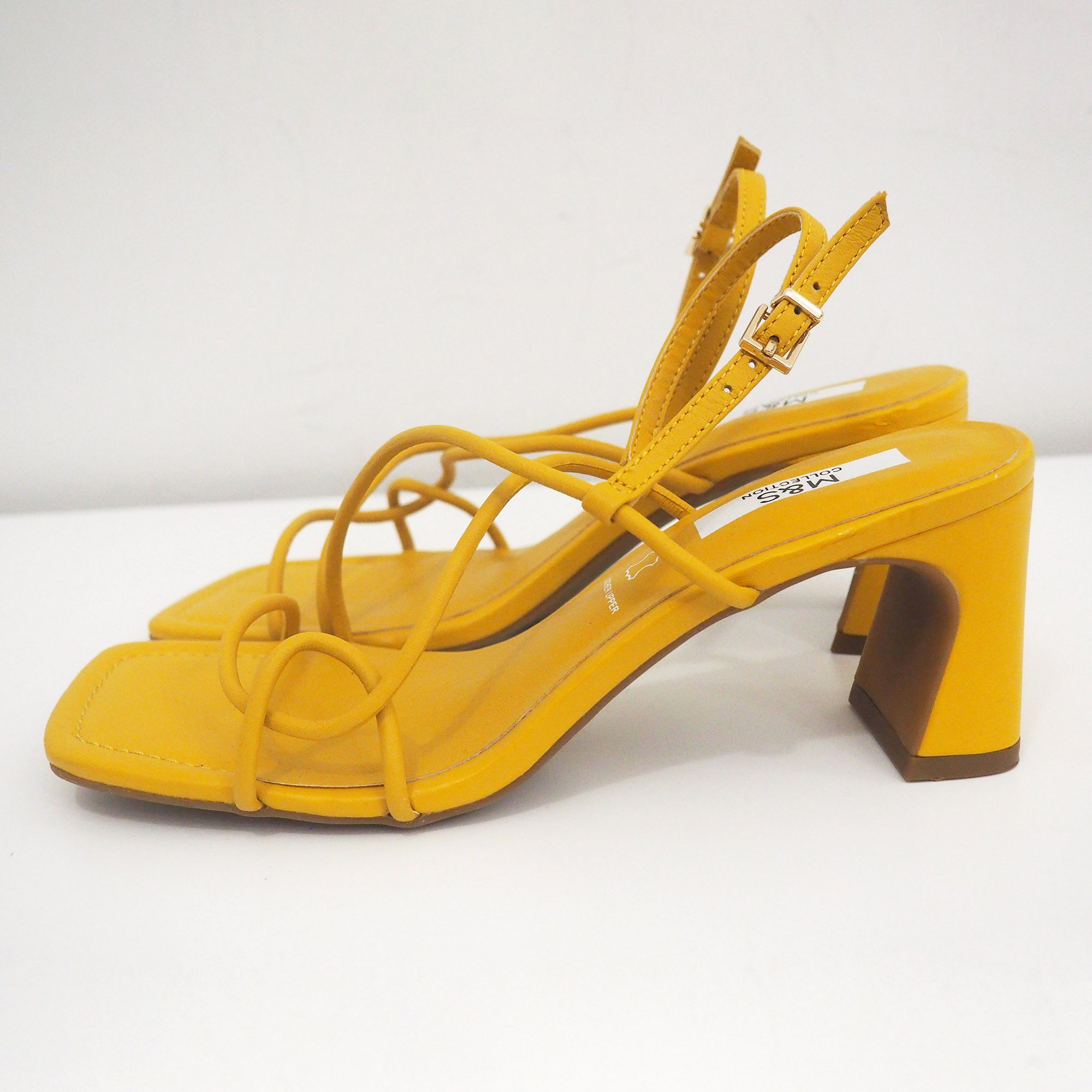 Marks & Spencer Marks & Spencer strappy leather heeled sandals in yellow Size US 8.5 / IT 38.5 - 6 Thumbnail