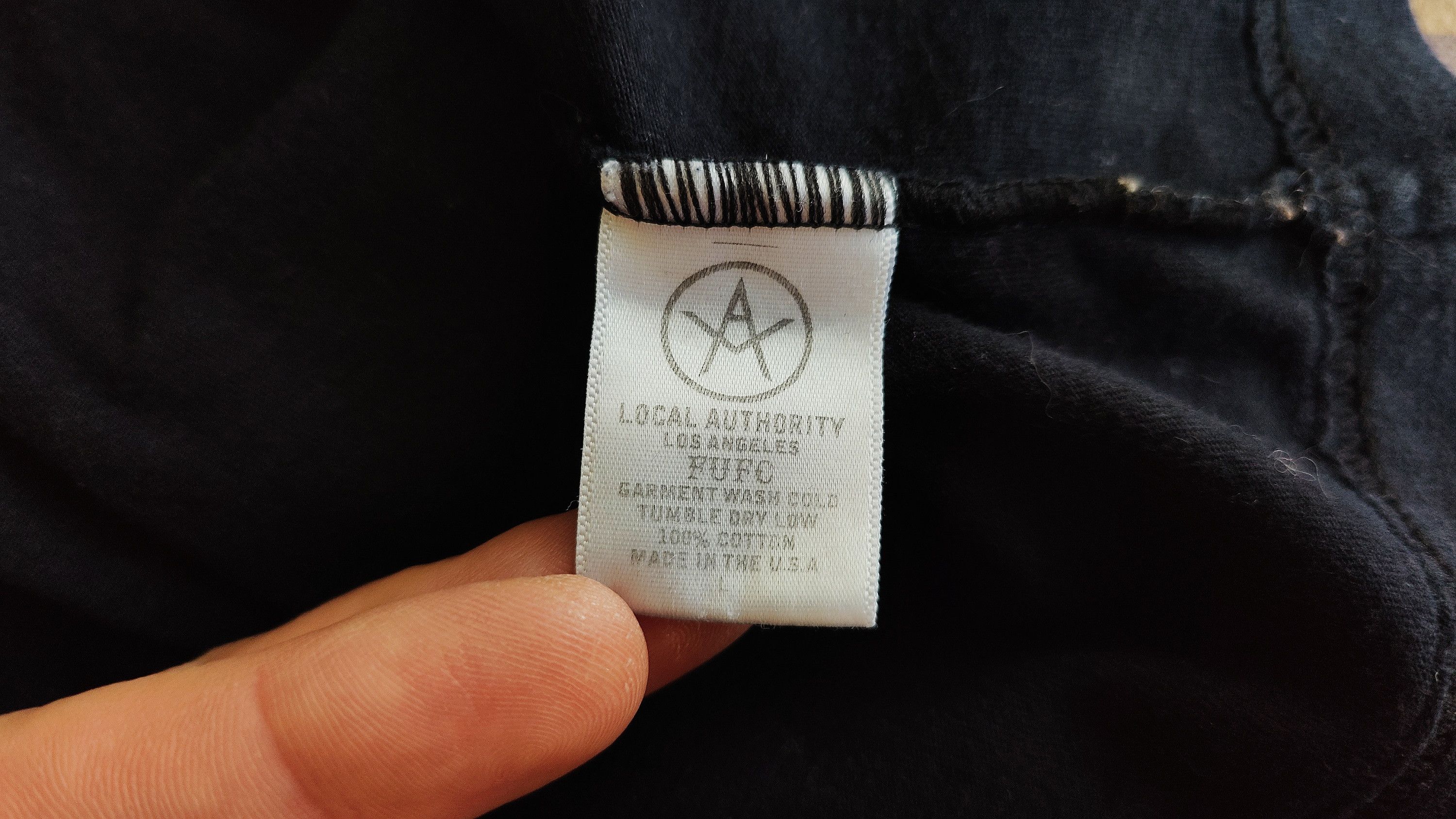 Local Authority RARE Local Authority LA Punk Pocket Tshirt USA Size US L / EU 52-54 / 3 - 6 Thumbnail