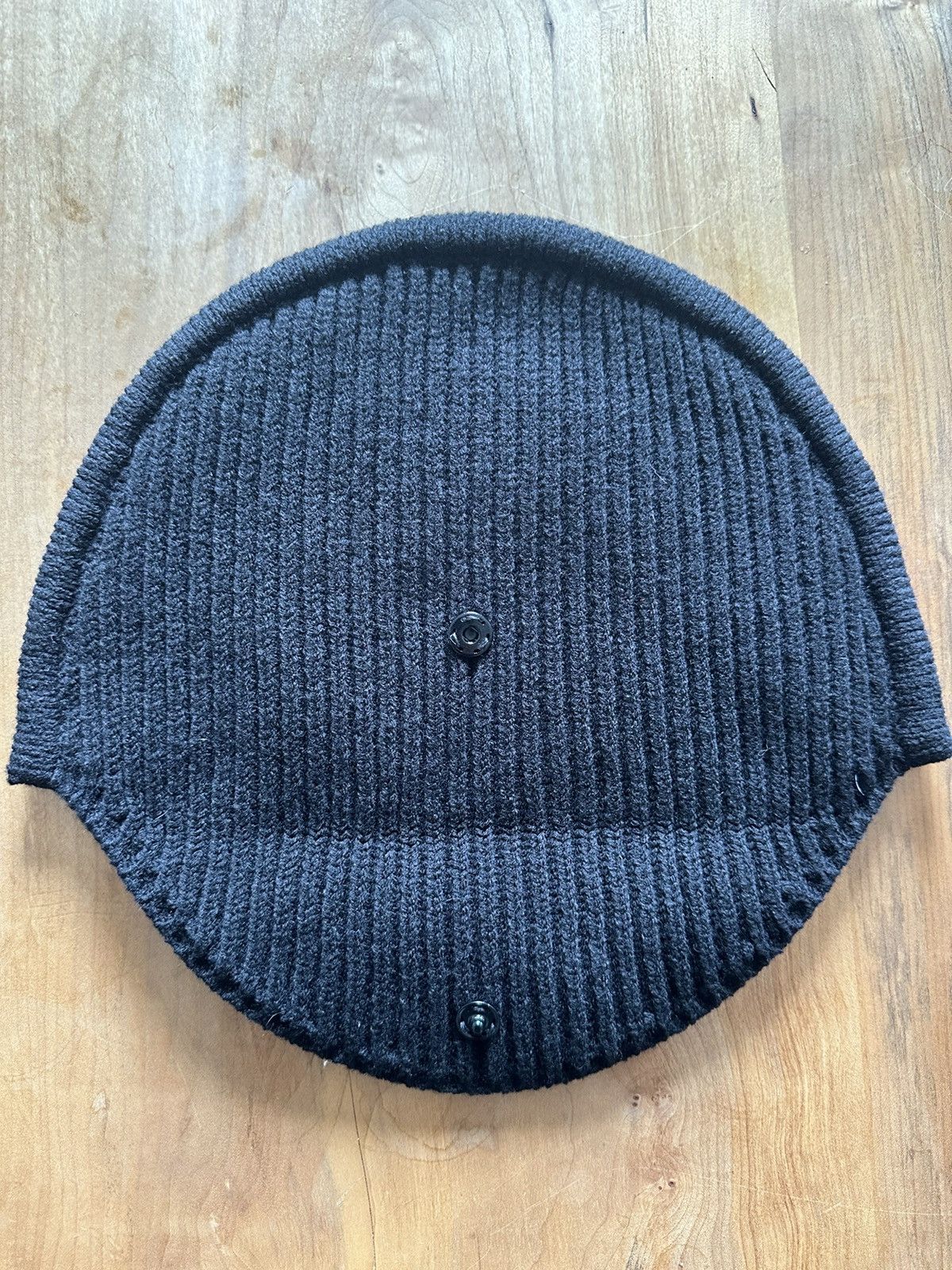 Maison Margiela Martin Margiela MM6 - Black Circle Beanie (A/W 2020) Size ONE SIZE - 5 Thumbnail