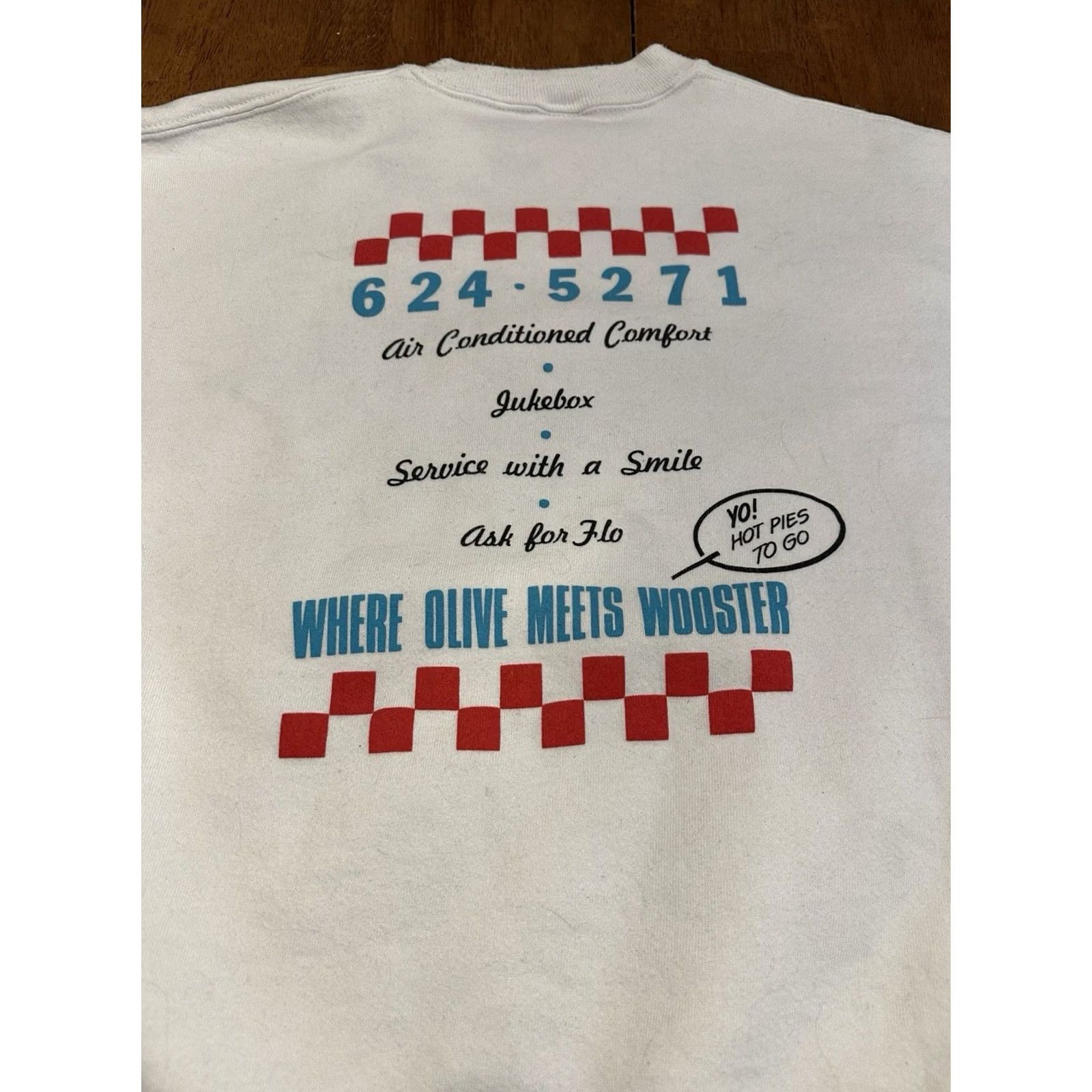 Jerzees VINTAGE Sally’s Apizza Sweatshirt 1988 Original CT 50th Anniversary Fits M White Size US M / EU 48-50 / 2 - 4 Thumbnail